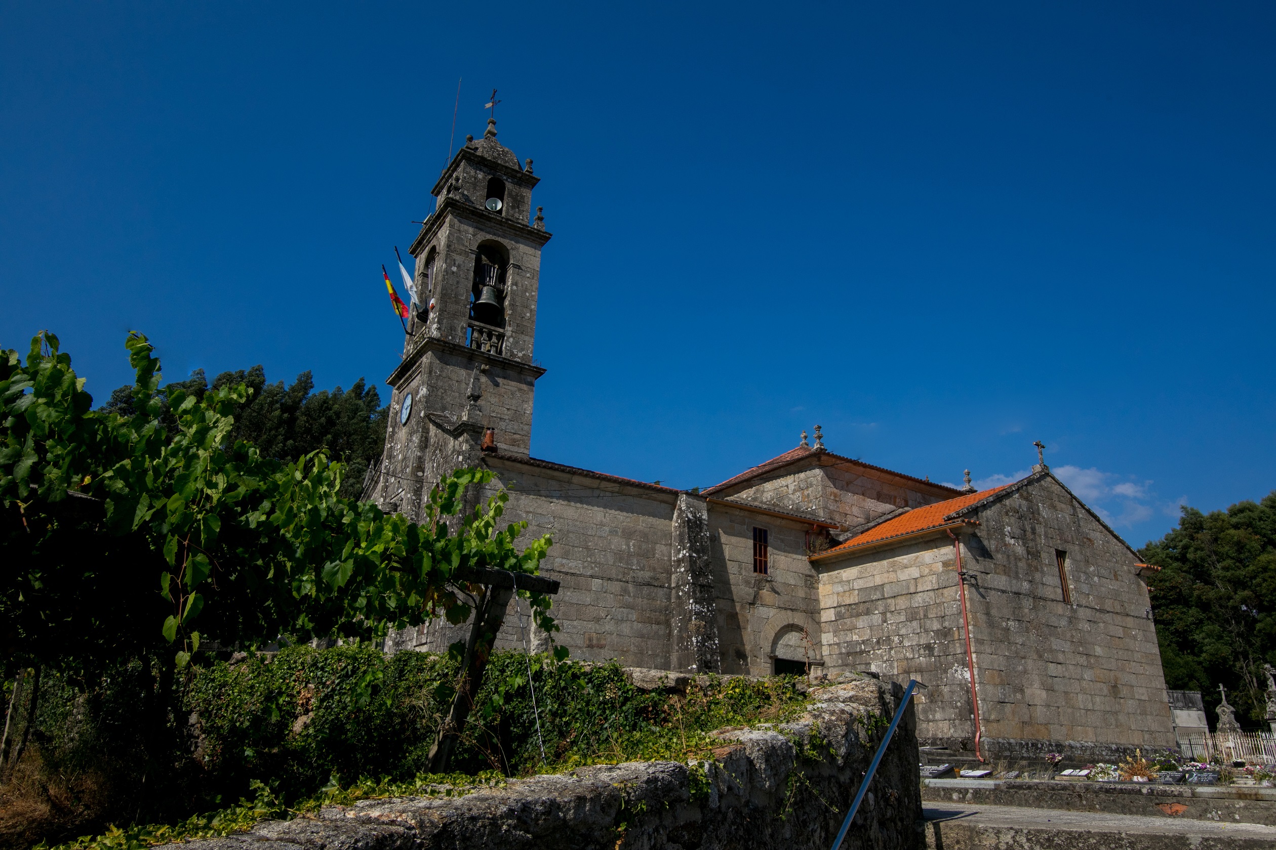 Iglesia Parroquial de Santa Cristina de Valeixe