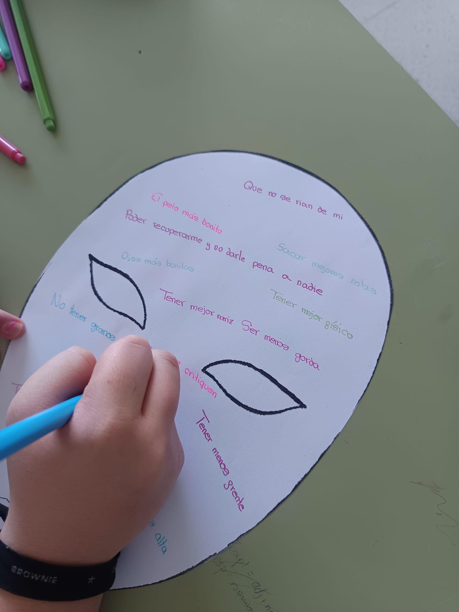 Educando en igualdade: A Cañiza avanza co seu proxecto "Violetas" contra a violencia de xénero