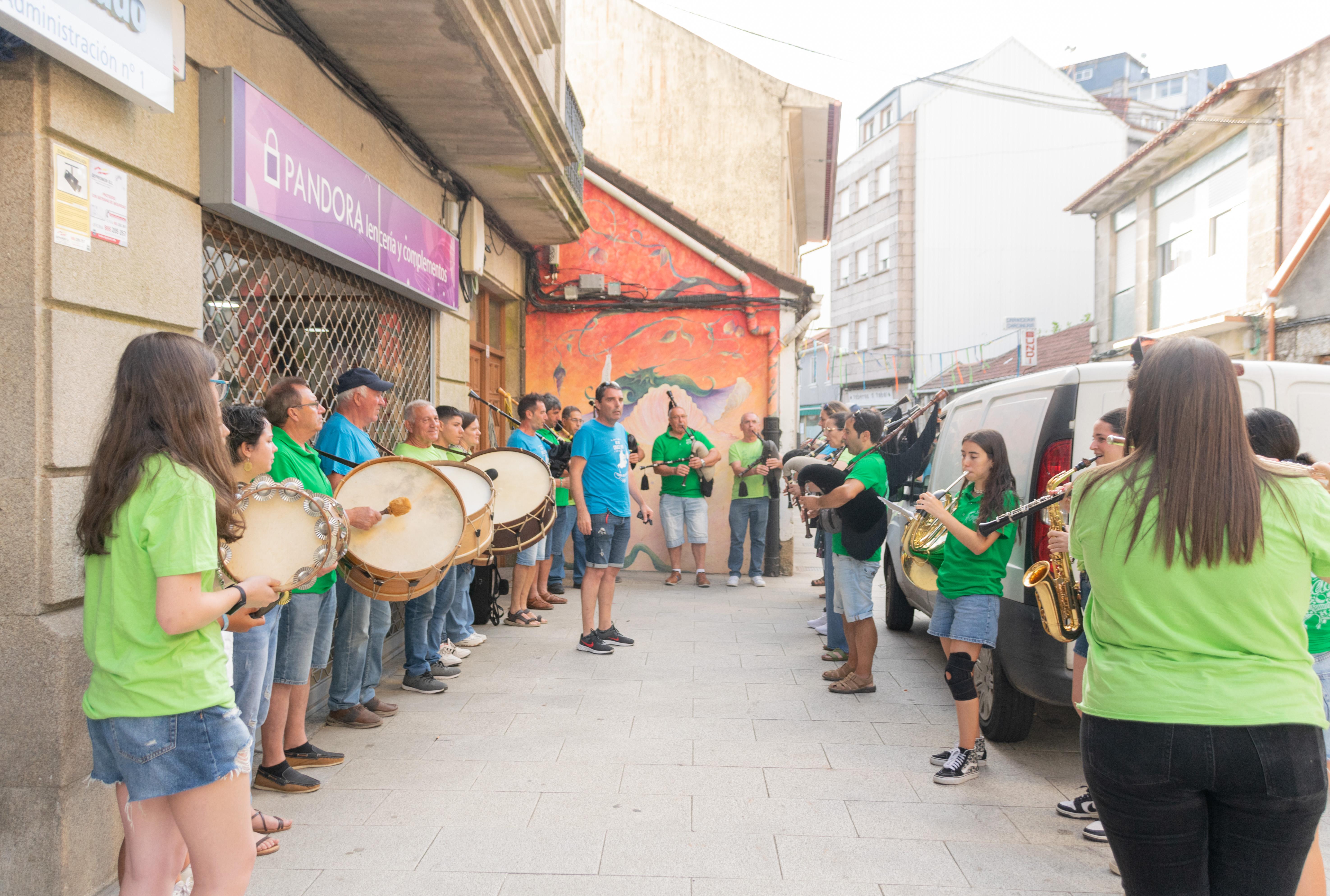 A música tradicional volve a soar nas rúas da Cañiza       
