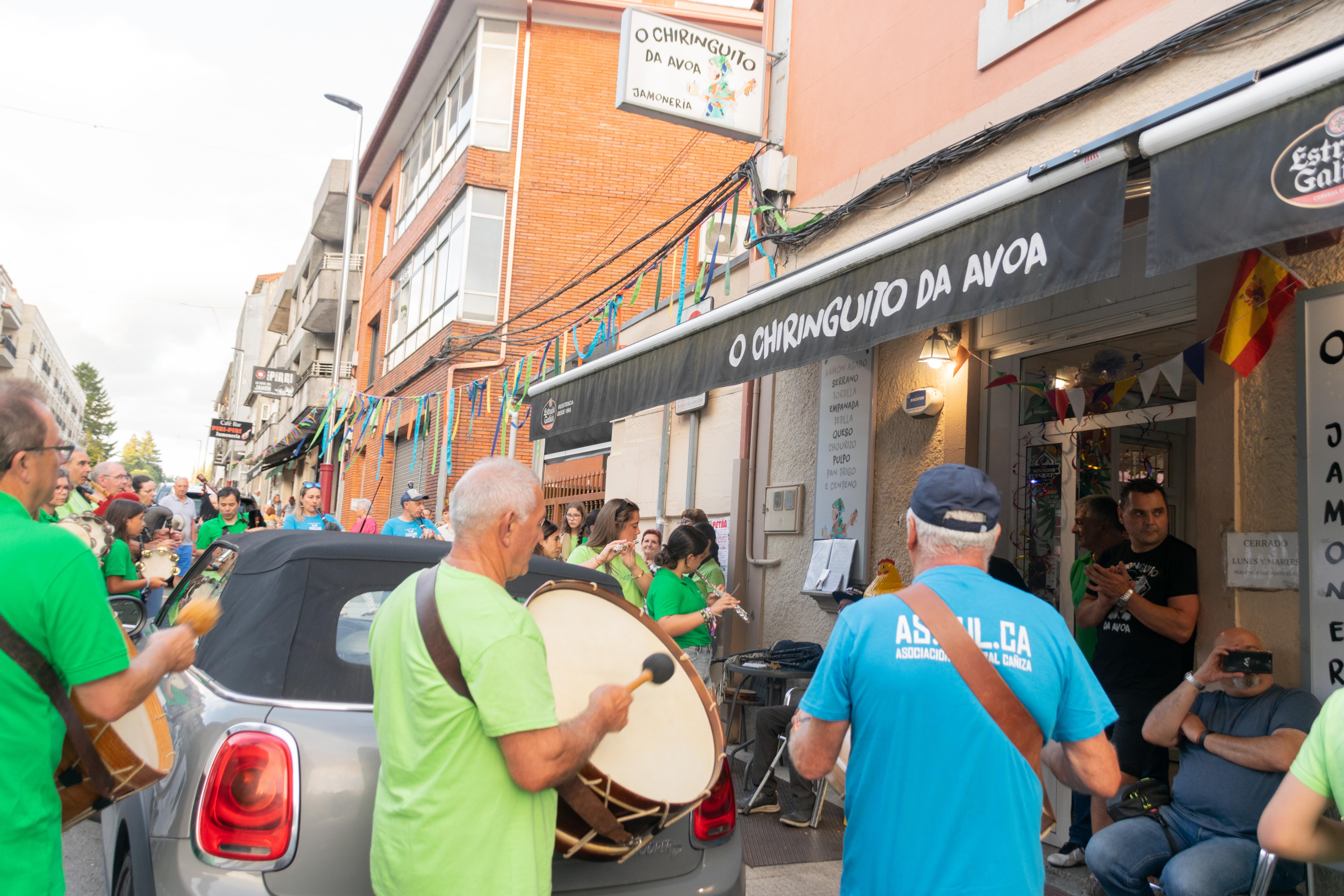 A música tradicional volve a soar nas rúas da Cañiza       