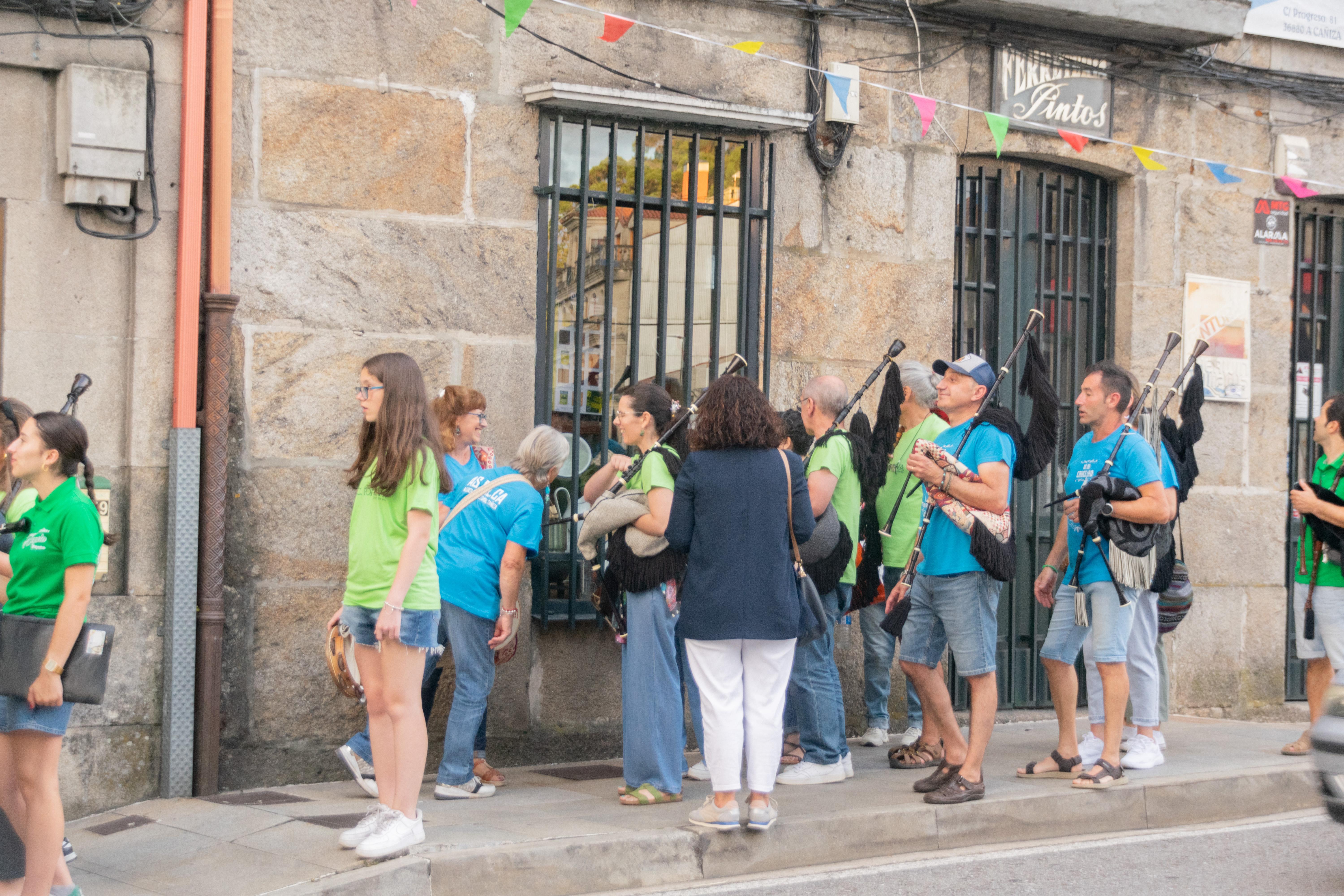 A música tradicional volve a soar nas rúas da Cañiza       