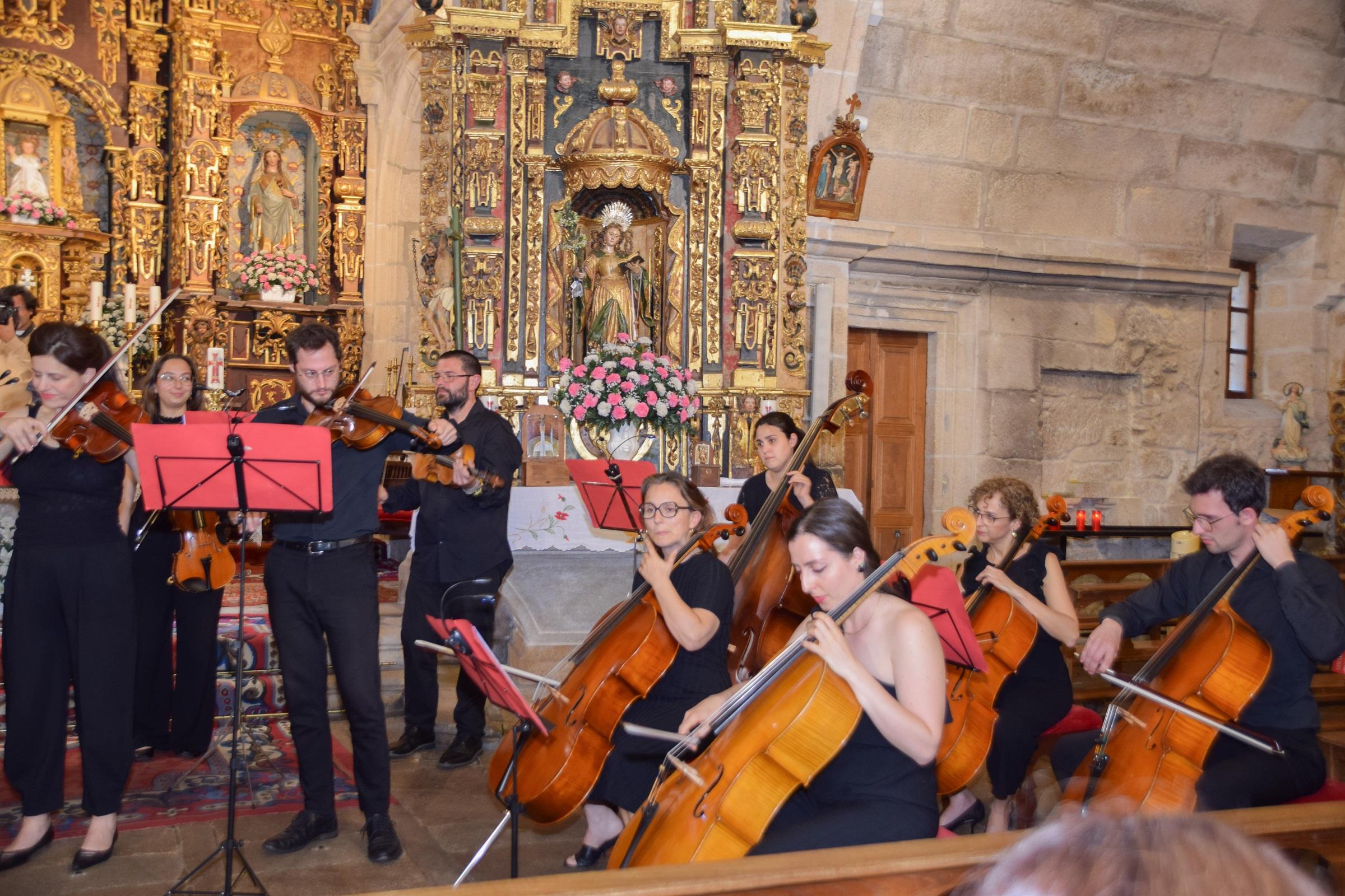 Éxito rotundo en Valeixe co concerto de música clásica celebrado o 21 de xuño a cargo da Orquestra de Cámara Galega, no marco do 40 Aniversario de REDEIA