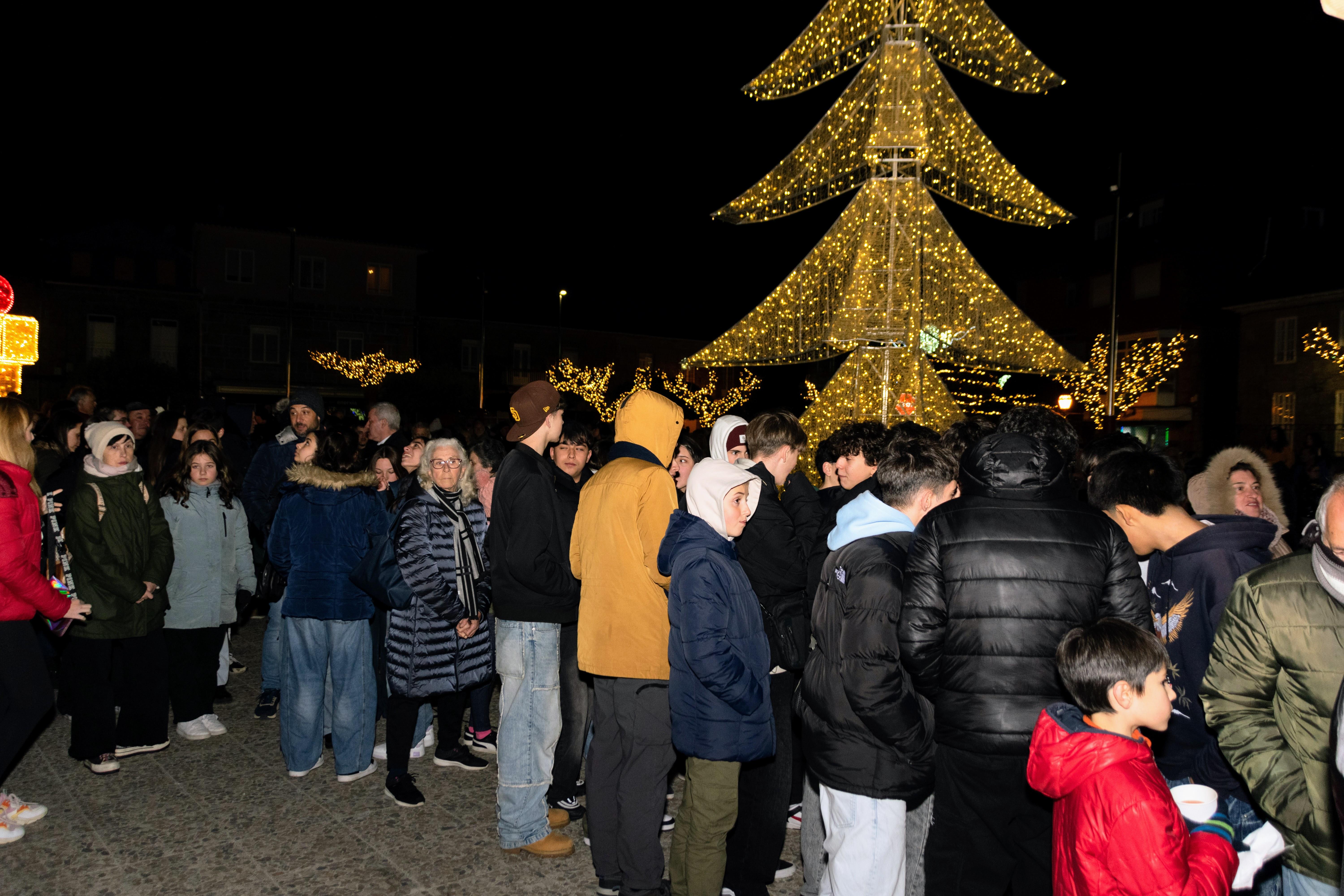 Este sábado inauguramos as Festas de Nadal co acendido do alumeado e unha gran chocolatada
