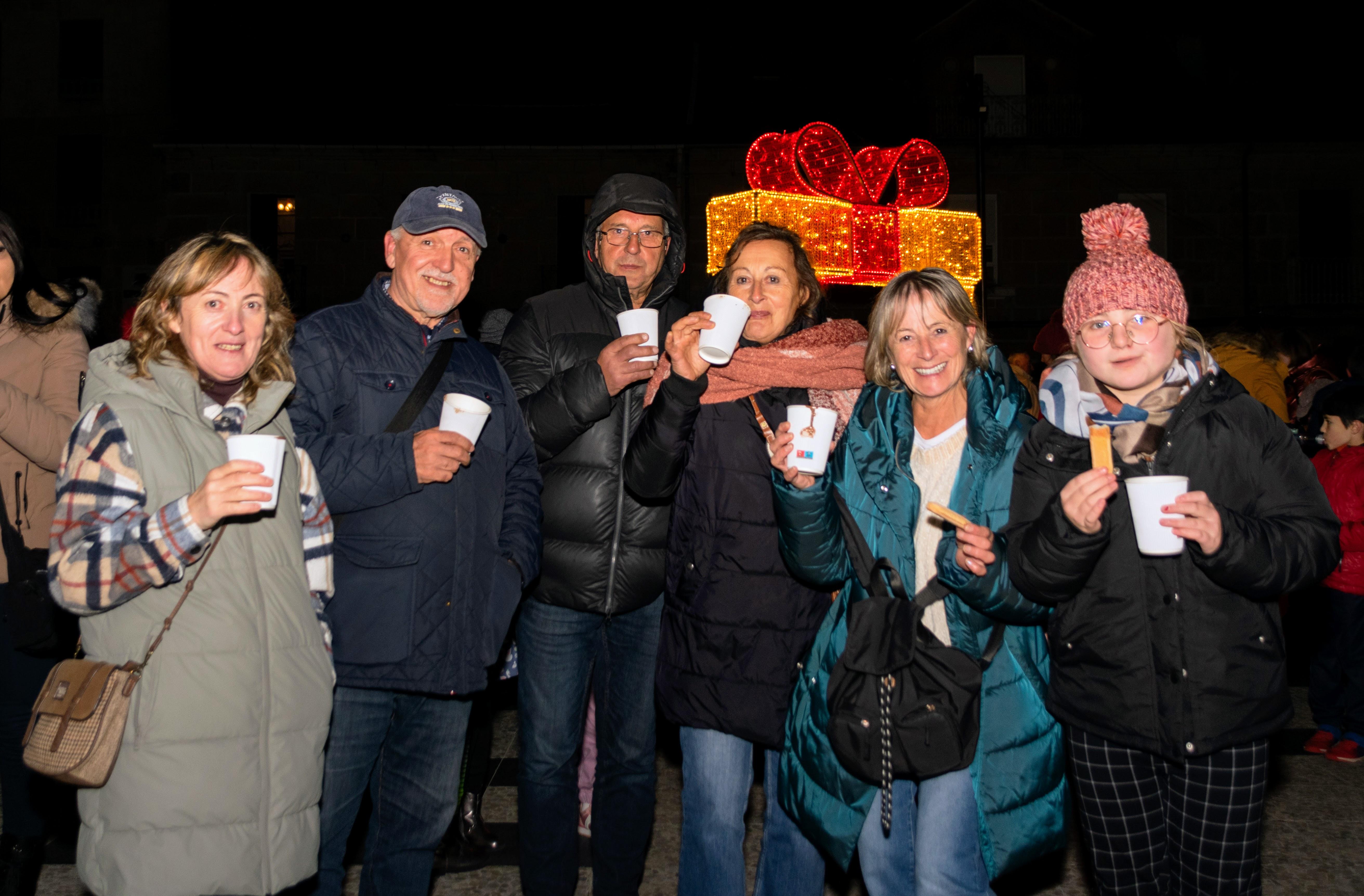 Este sábado inauguramos as Festas de Nadal co acendido do alumeado e unha gran chocolatada