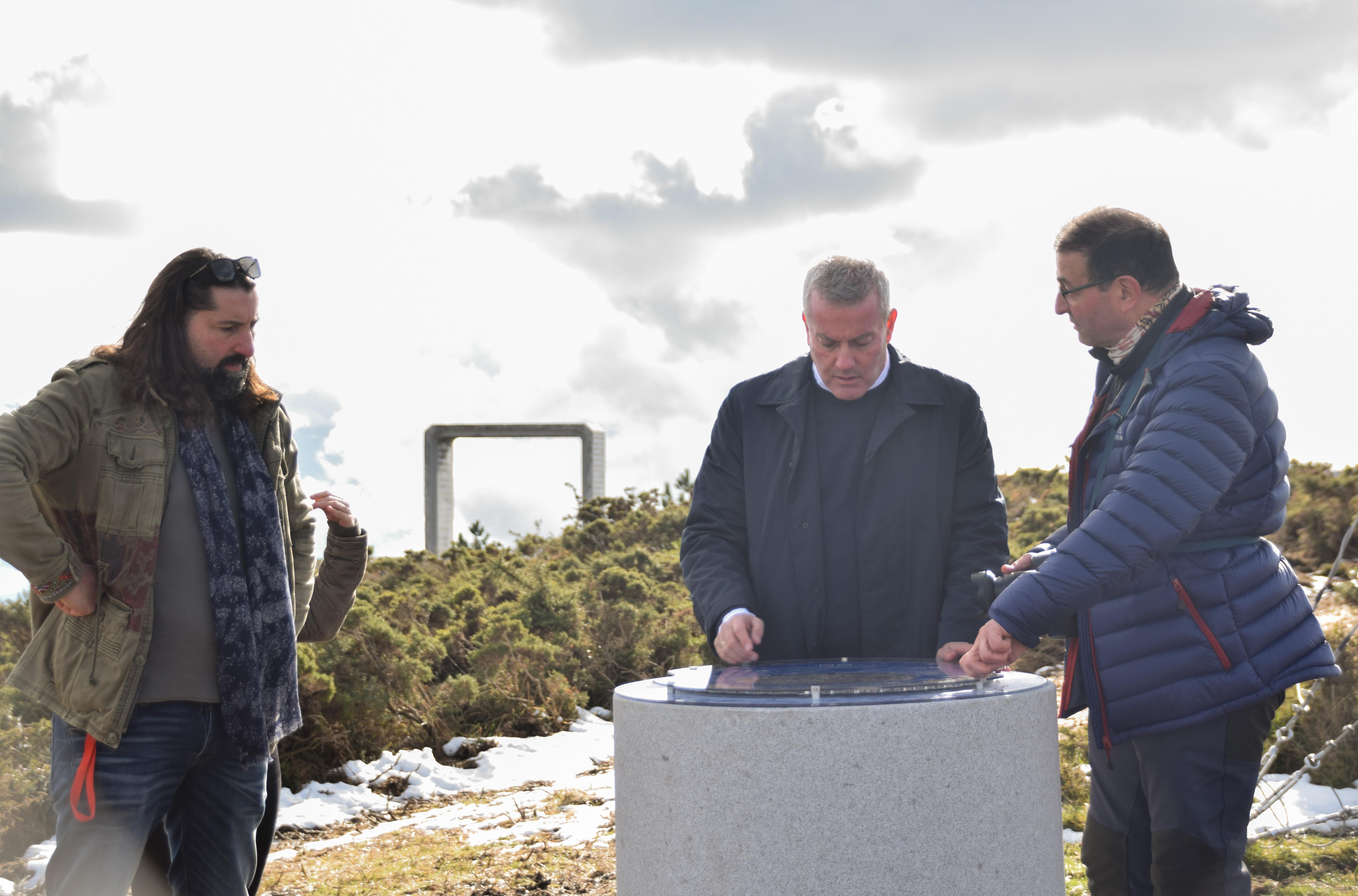 O Alcalde Luis Piña visita o Miradoiro do Montouto, un proxecto turístico estratéxico nun enclave singular