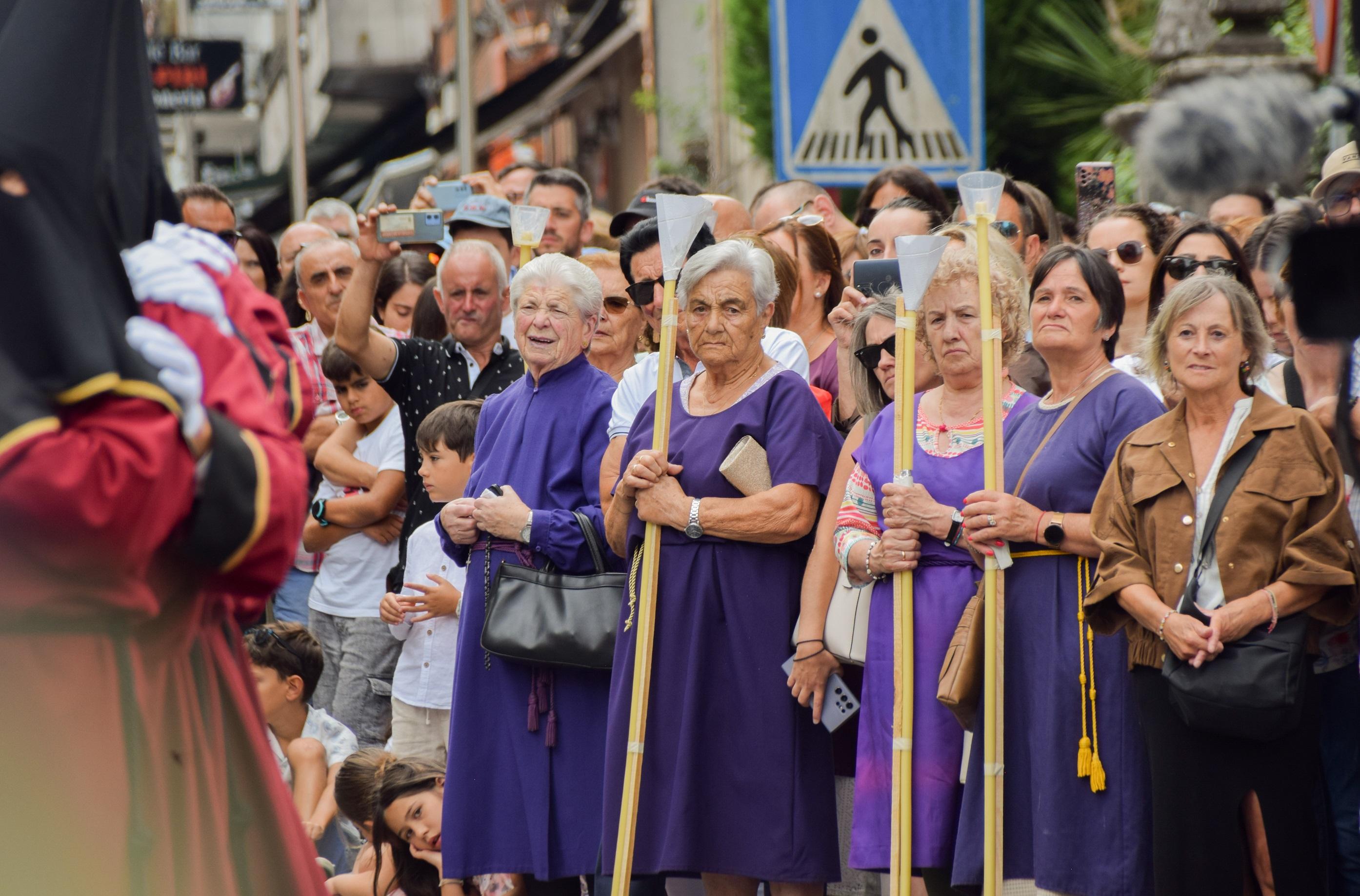 A Cañiza celebrou con devoción a festividade na honra do Santísimo Cristo da Agonía