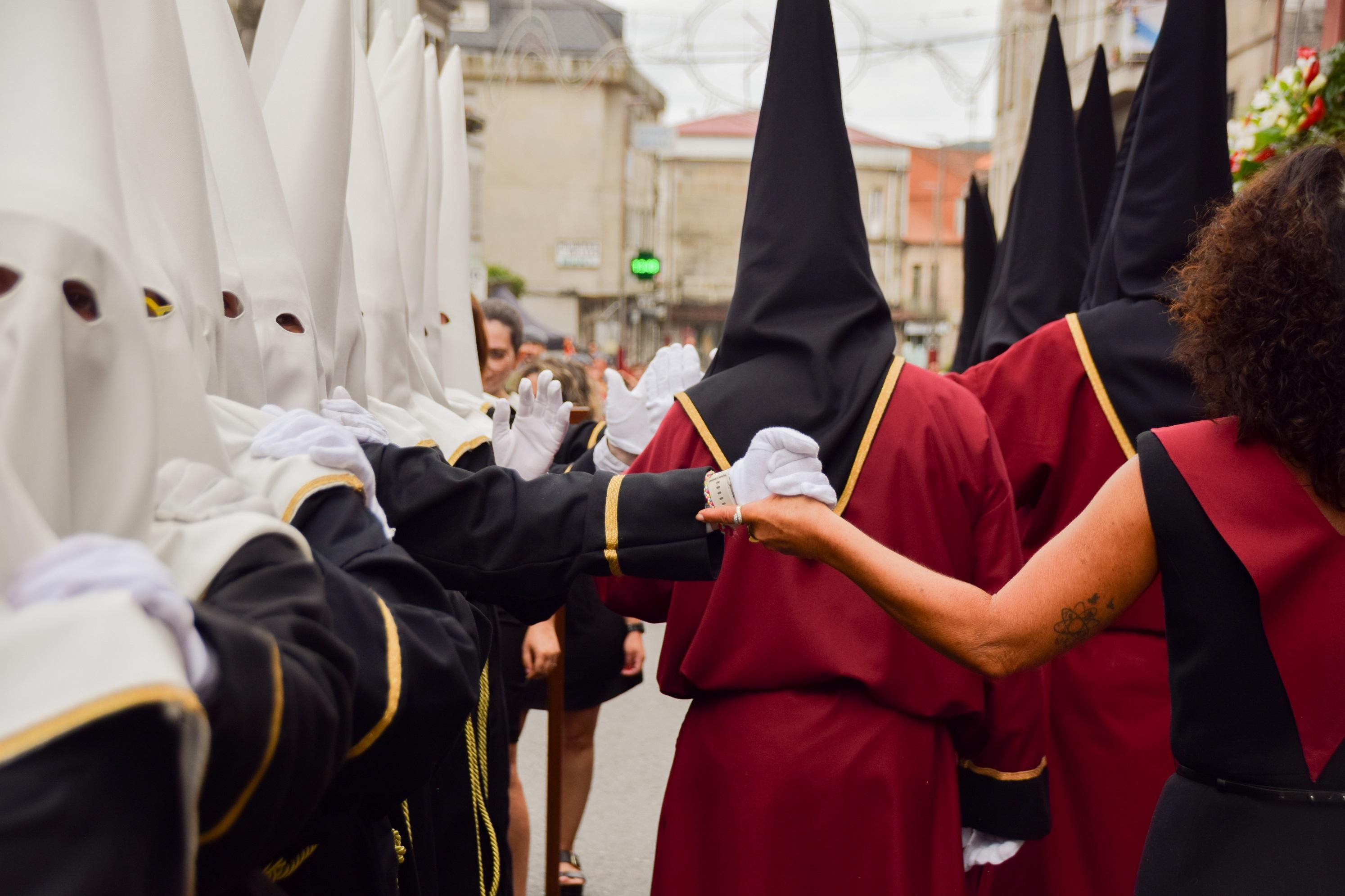 A Cañiza celebrou con devoción a festividade na honra do Santísimo Cristo da Agonía