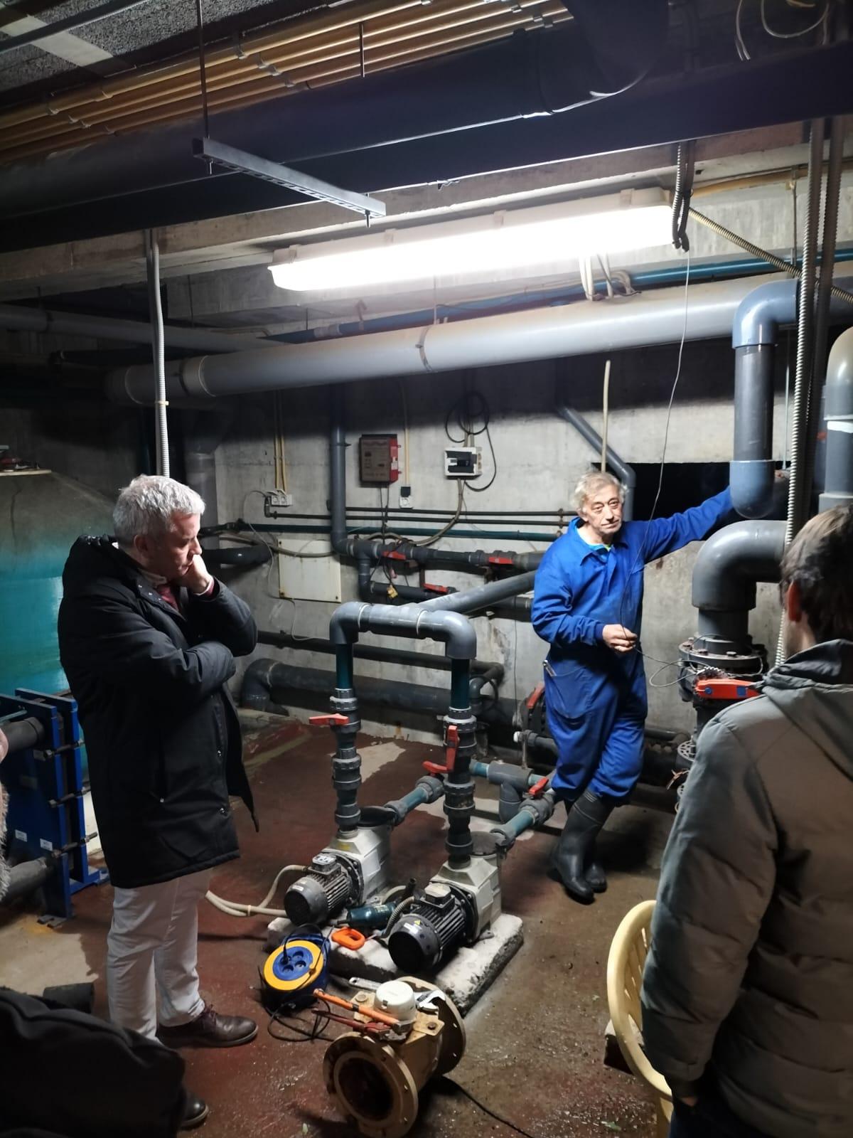 Reunión de traballo para a posta en marcha da piscina climatizada