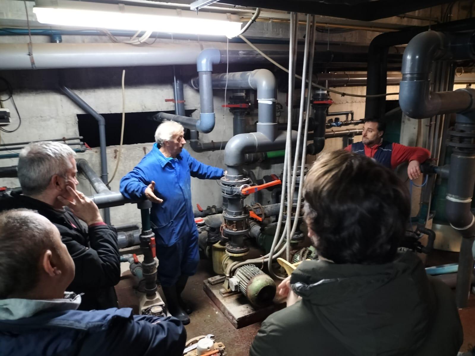 Reunión de traballo para a posta en marcha da piscina climatizada