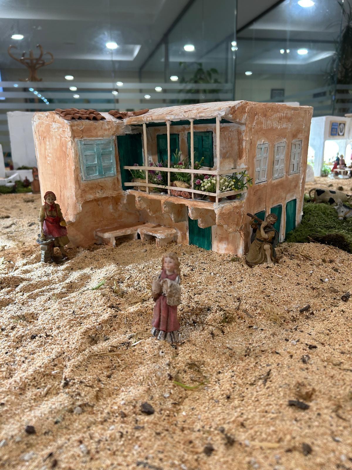 O Alcalde Luis Piña e Marta Mariño presentaron esta fin de semana o Belén de Nadal da Cañiza