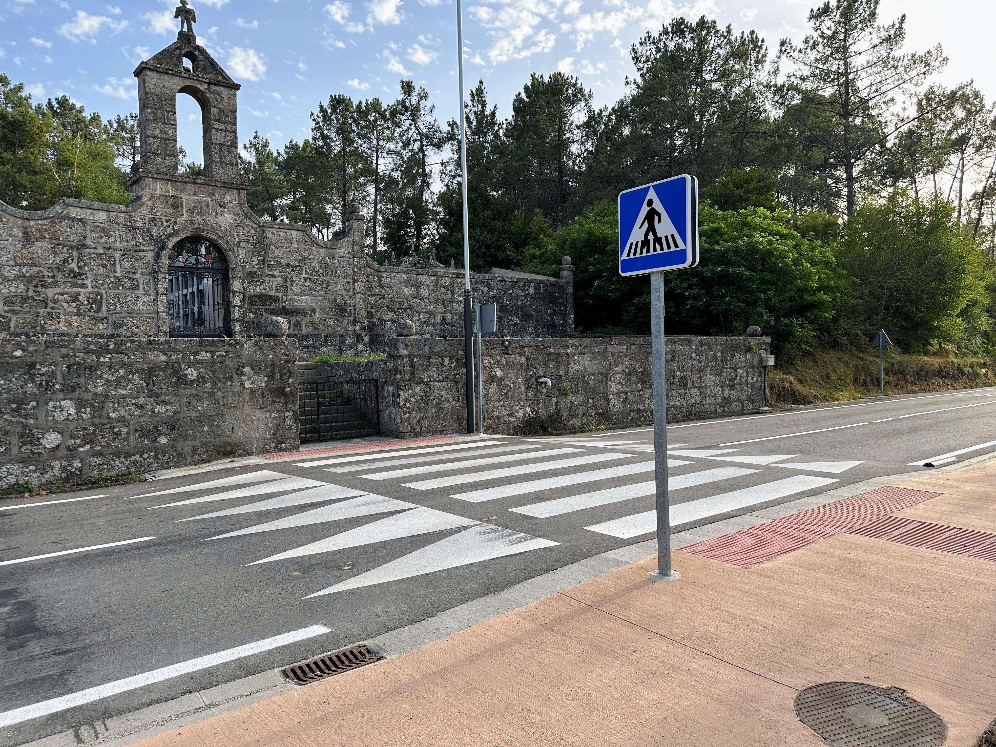 O Alcalde Luis Piña e os seus Concelleiros de Goberno visitan a Ponte das Achas e a súa contorna