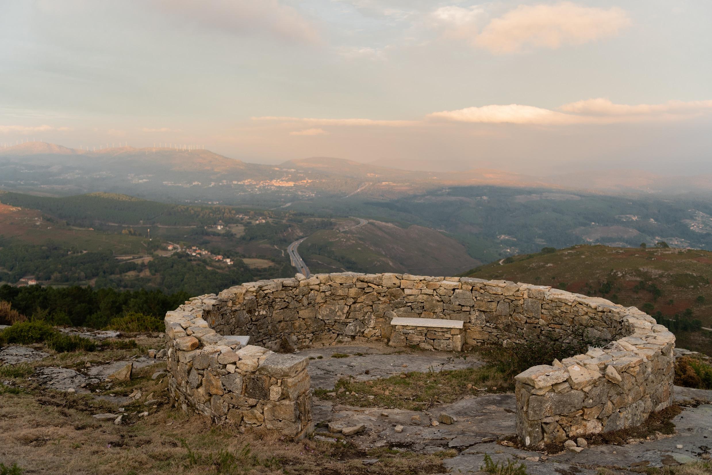 Panoramica da Vila da Cañiza desde el alto del PAradanta en A Franqueira