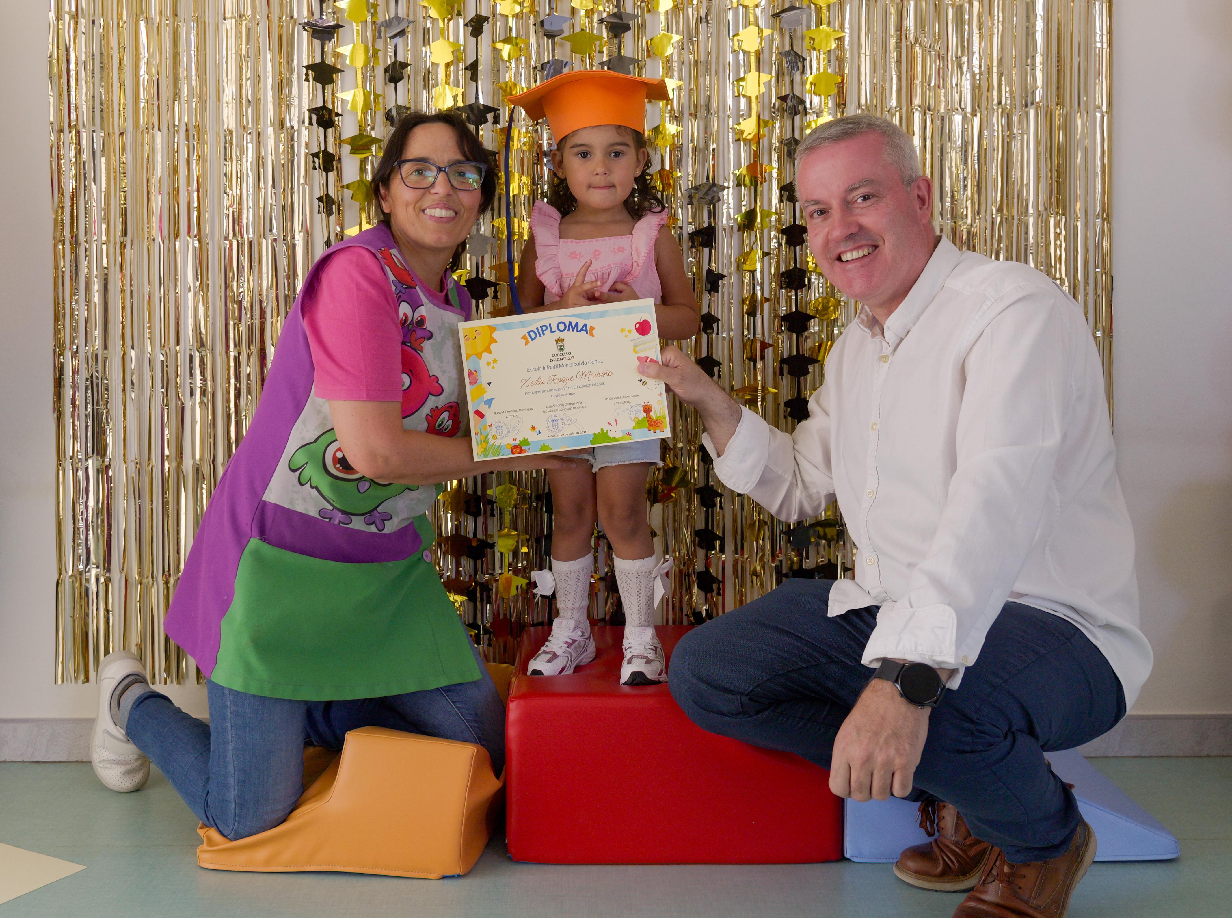 O Alcalde Luis Piña asistiu á Graduación dos alumnos de 3º curso da Escola Infantil Municipal da Caniza