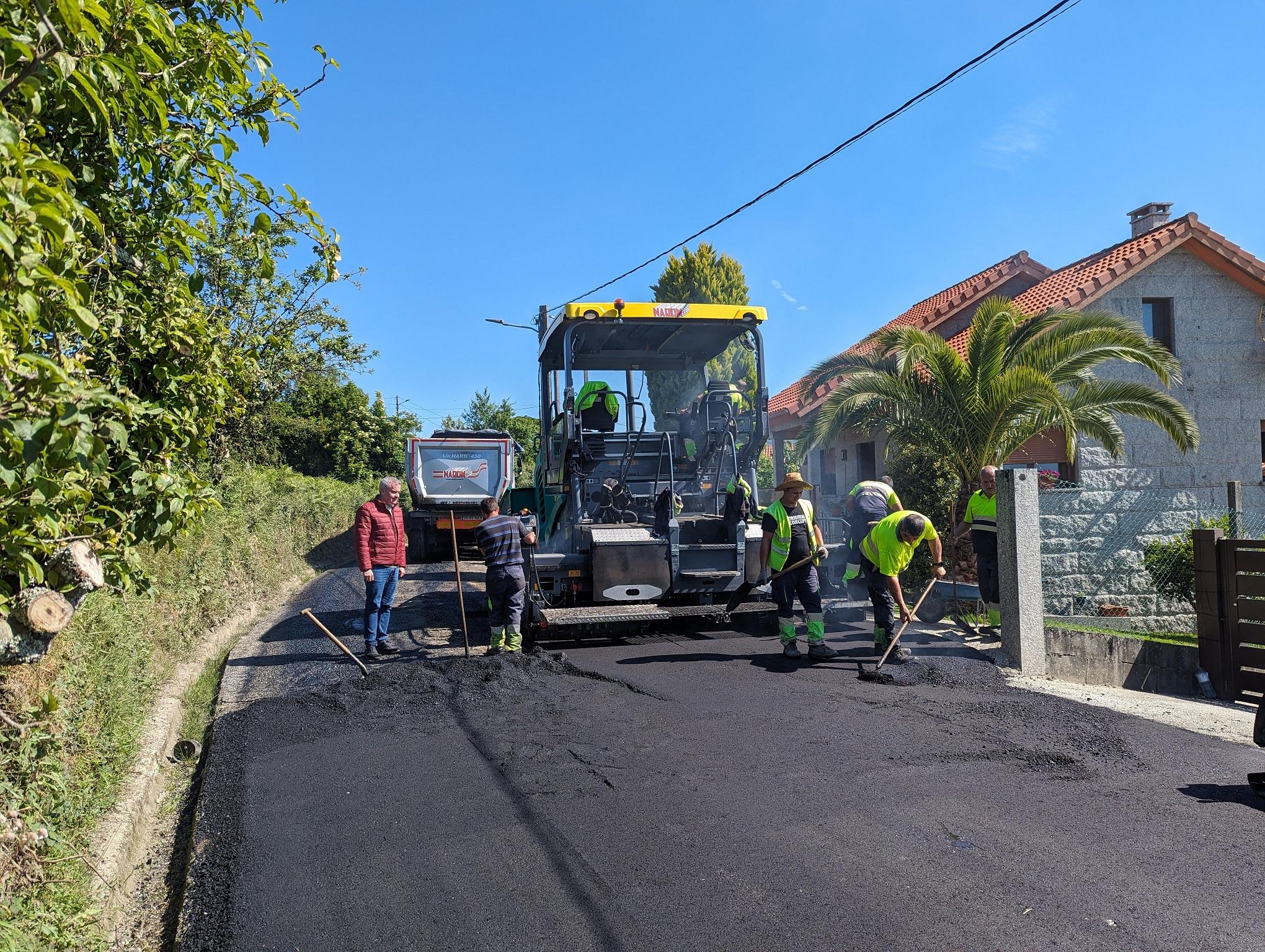 Rematan as obras de mellora dos camiños de Raposeiras en Achas, Aldeíña e o acceso Senande – Xesteira en Petán