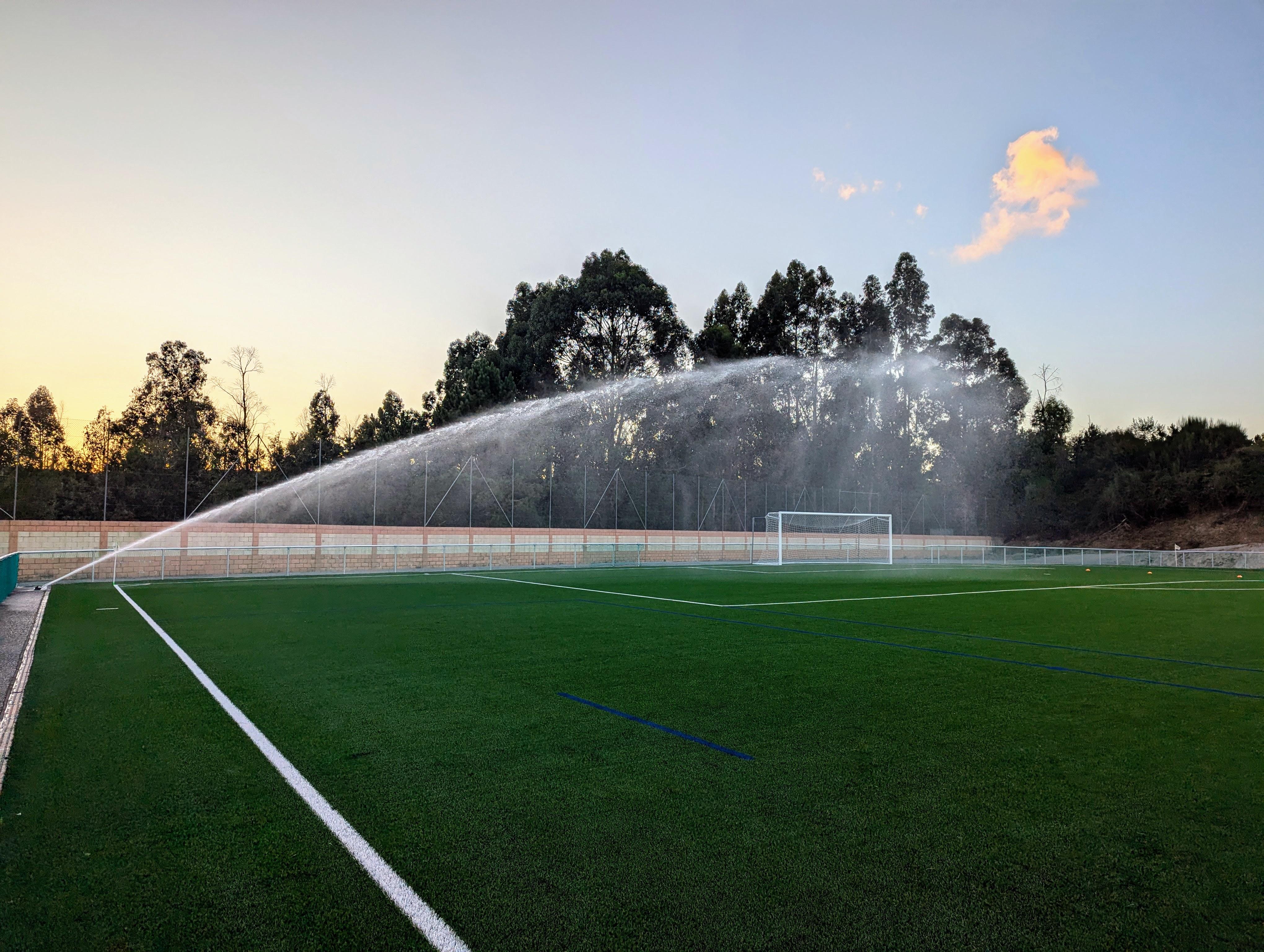 O Campo de Fútbol de Augas Férreas xa está a pleno rendemento tras un investimento de 602.421,61€
