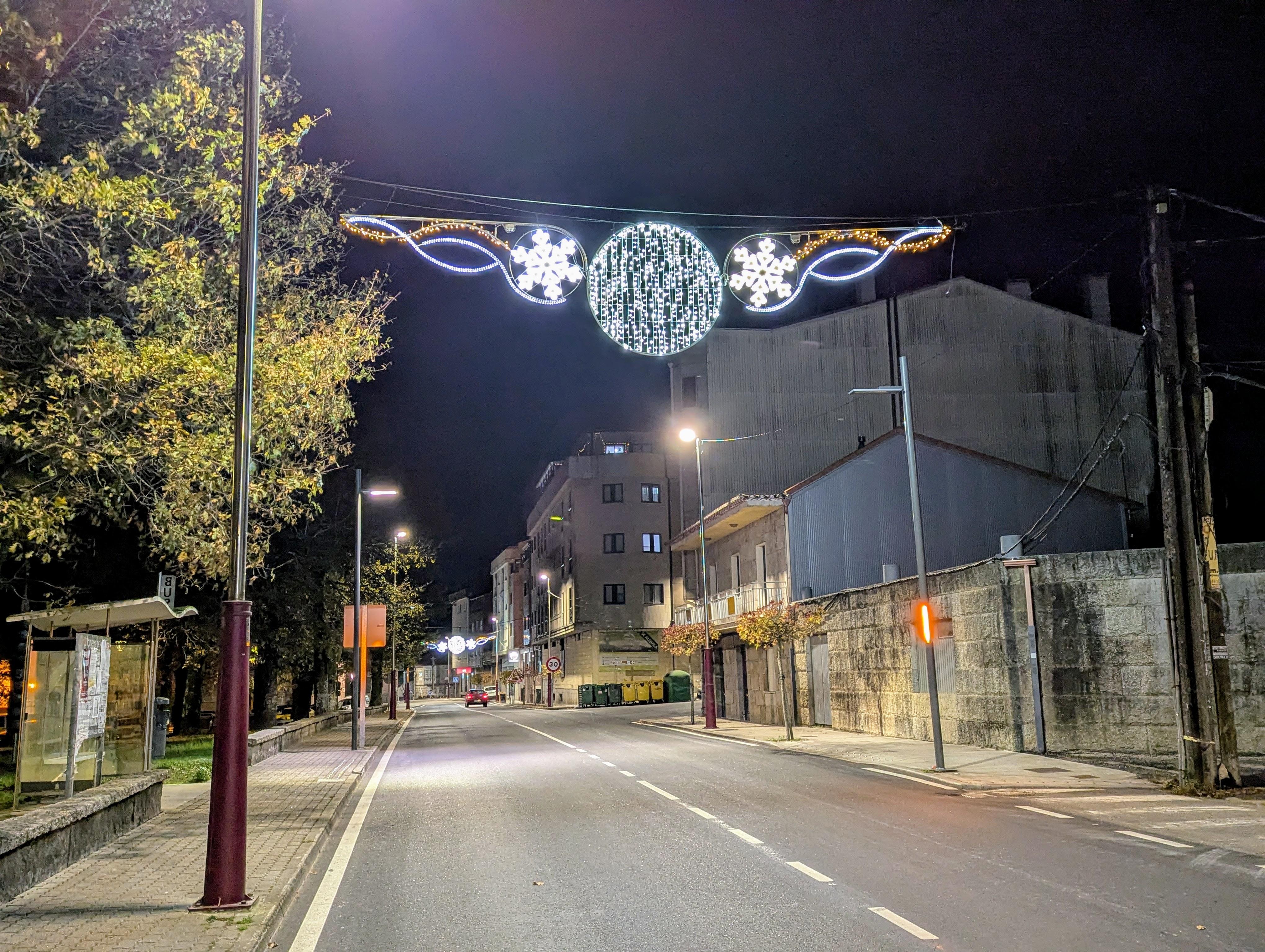 Presentamos a reportaxe das Luces da Cañiza neste Nadal 2024 & 2025