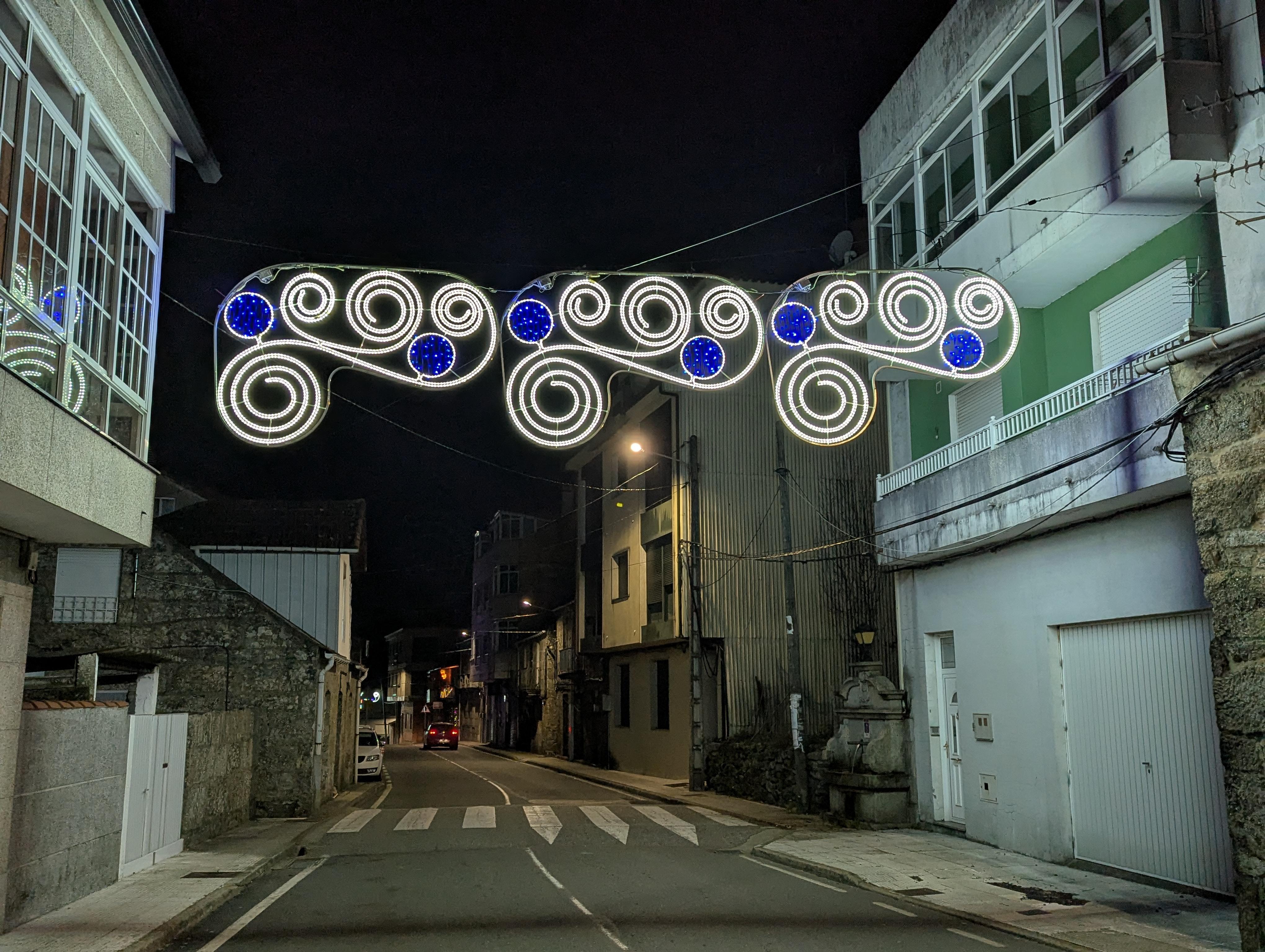 Presentamos a reportaxe das Luces da Cañiza neste Nadal 2024 & 2025
