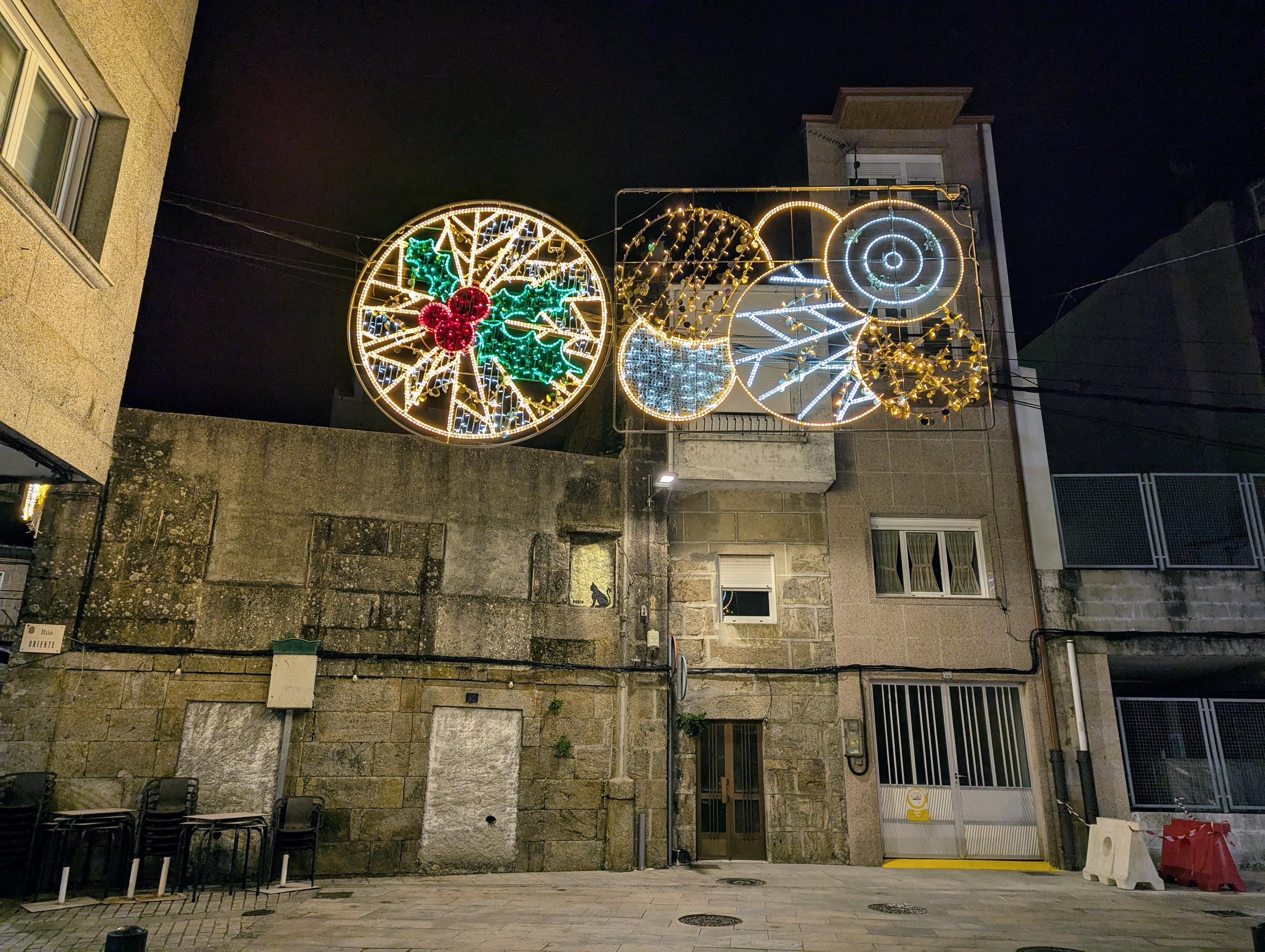 Presentamos a reportaxe das Luces da Cañiza neste Nadal 2024 & 2025