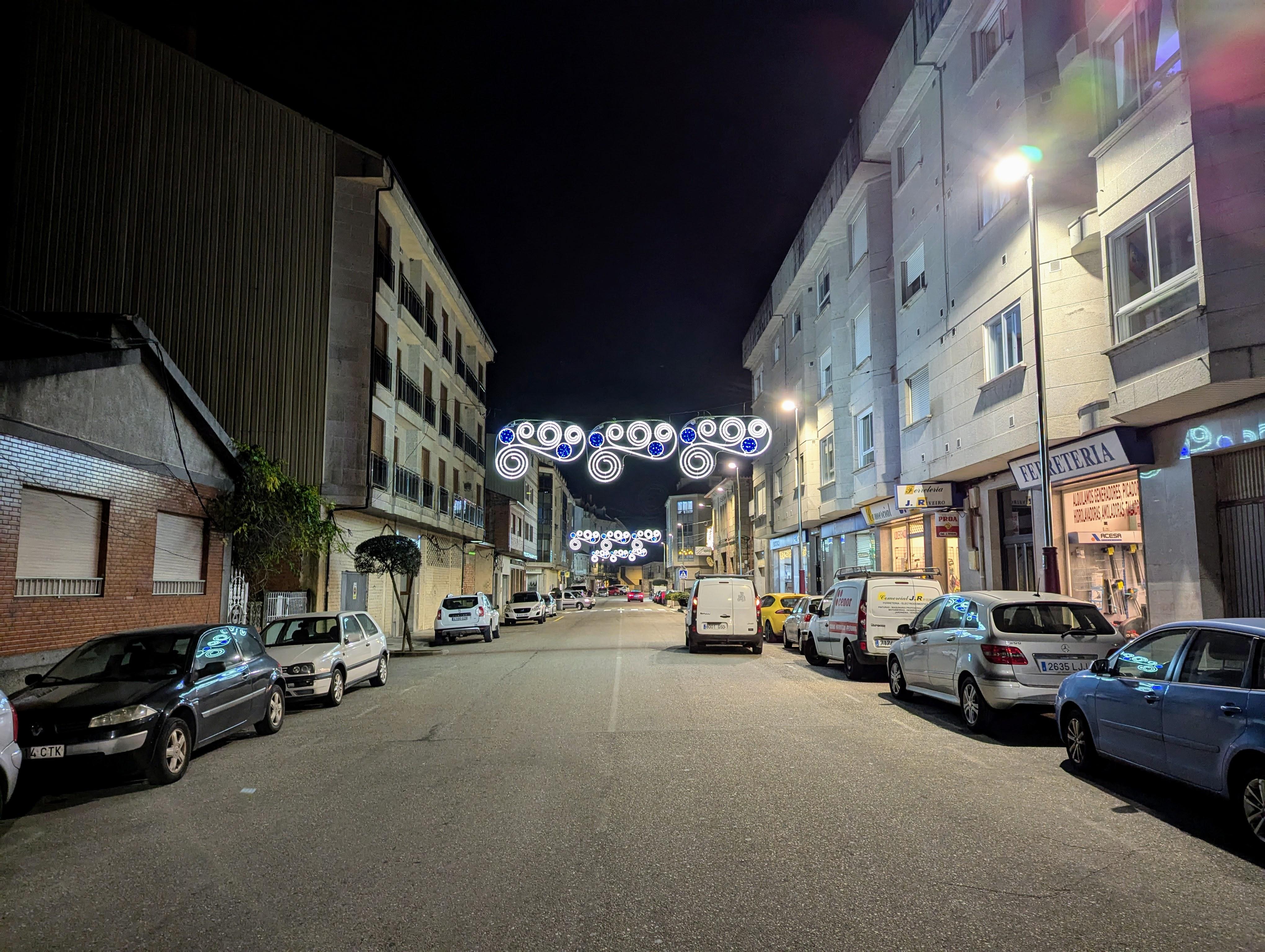 Presentamos a reportaxe das Luces da Cañiza neste Nadal 2024 & 2025