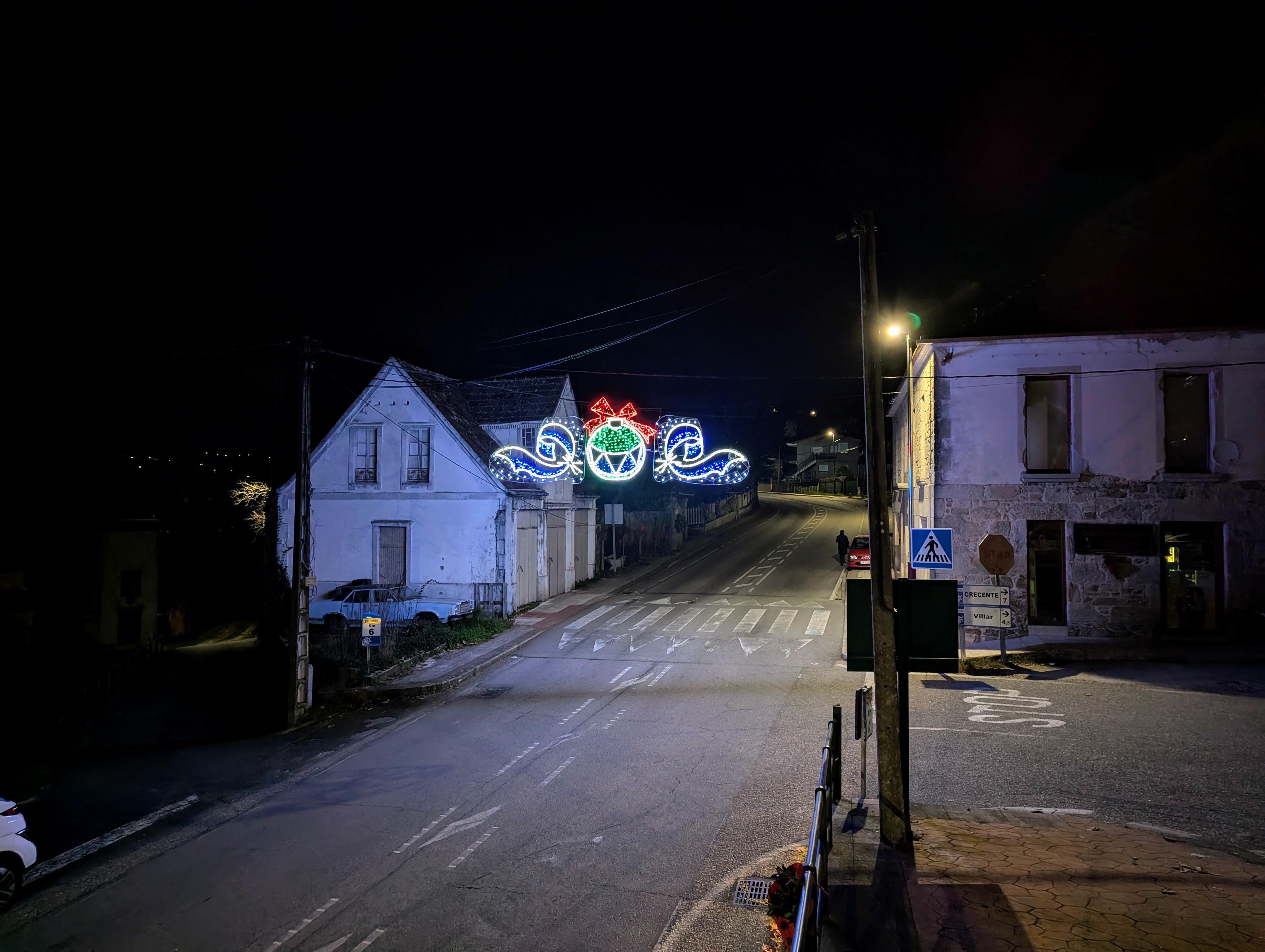 Presentamos a reportaxe das Luces da Cañiza neste Nadal 2024 & 2025