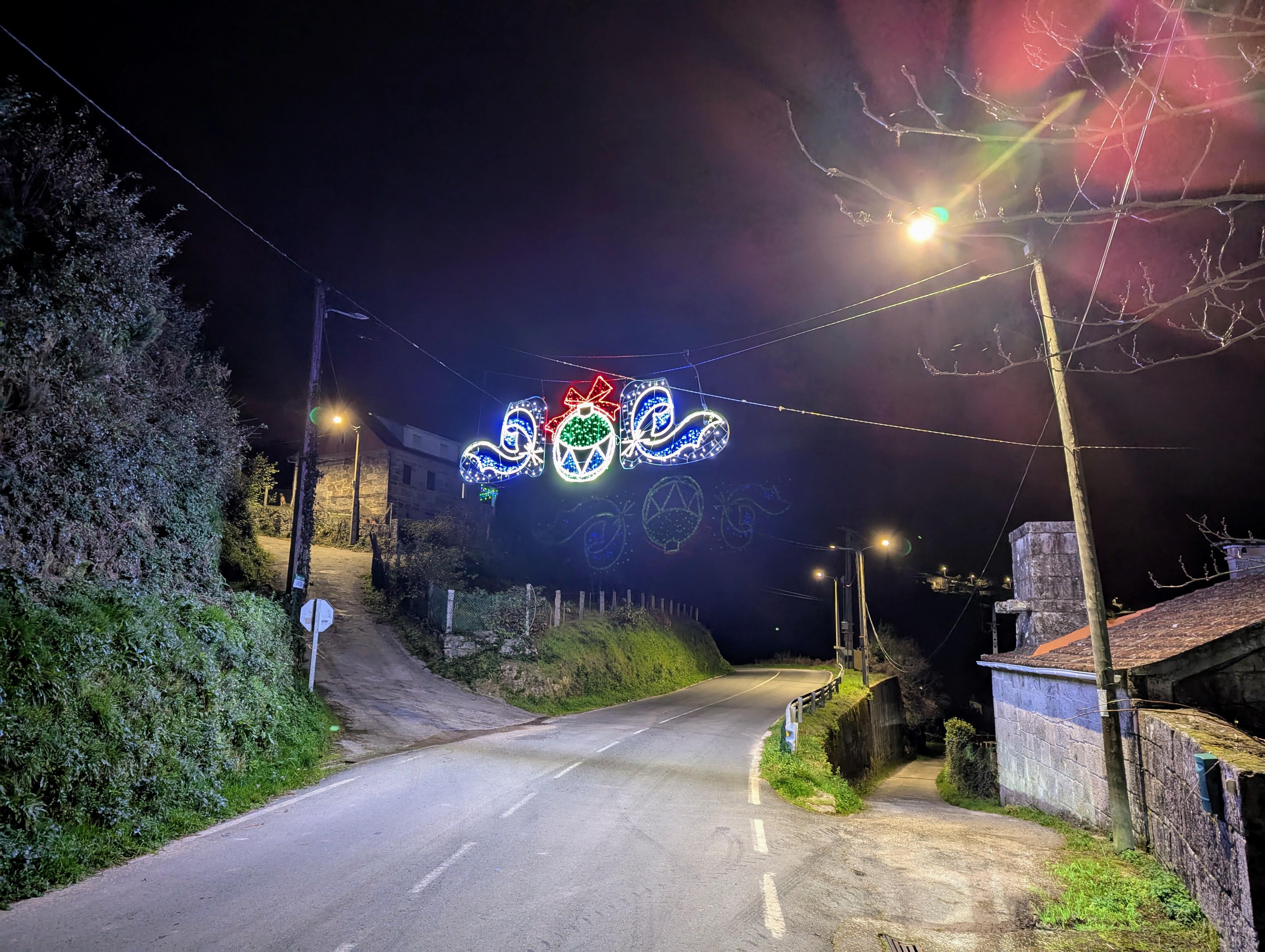 Presentamos a reportaxe das Luces da Cañiza neste Nadal 2024 & 2025