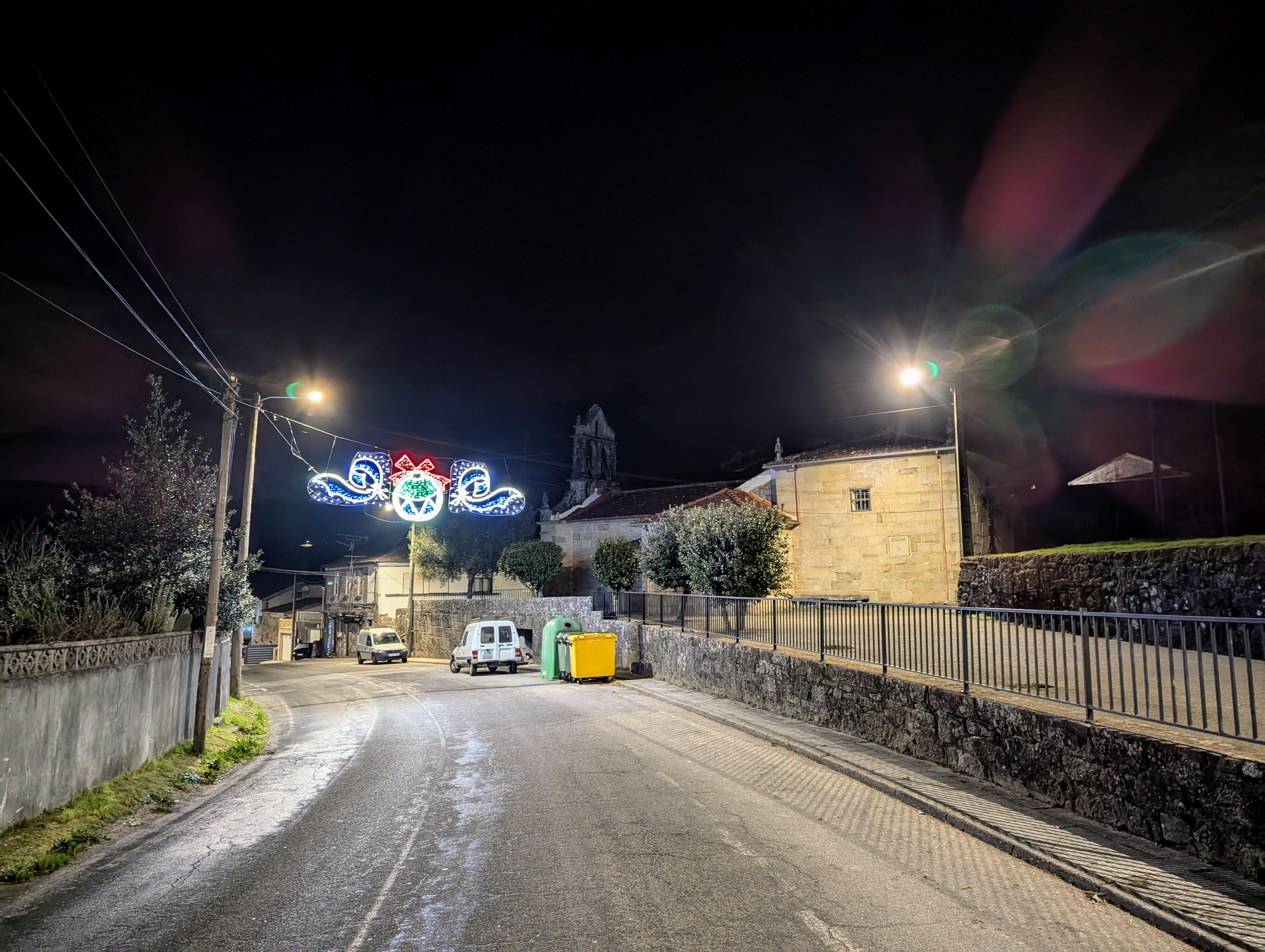 Presentamos a reportaxe das Luces da Cañiza neste Nadal 2024 & 2025