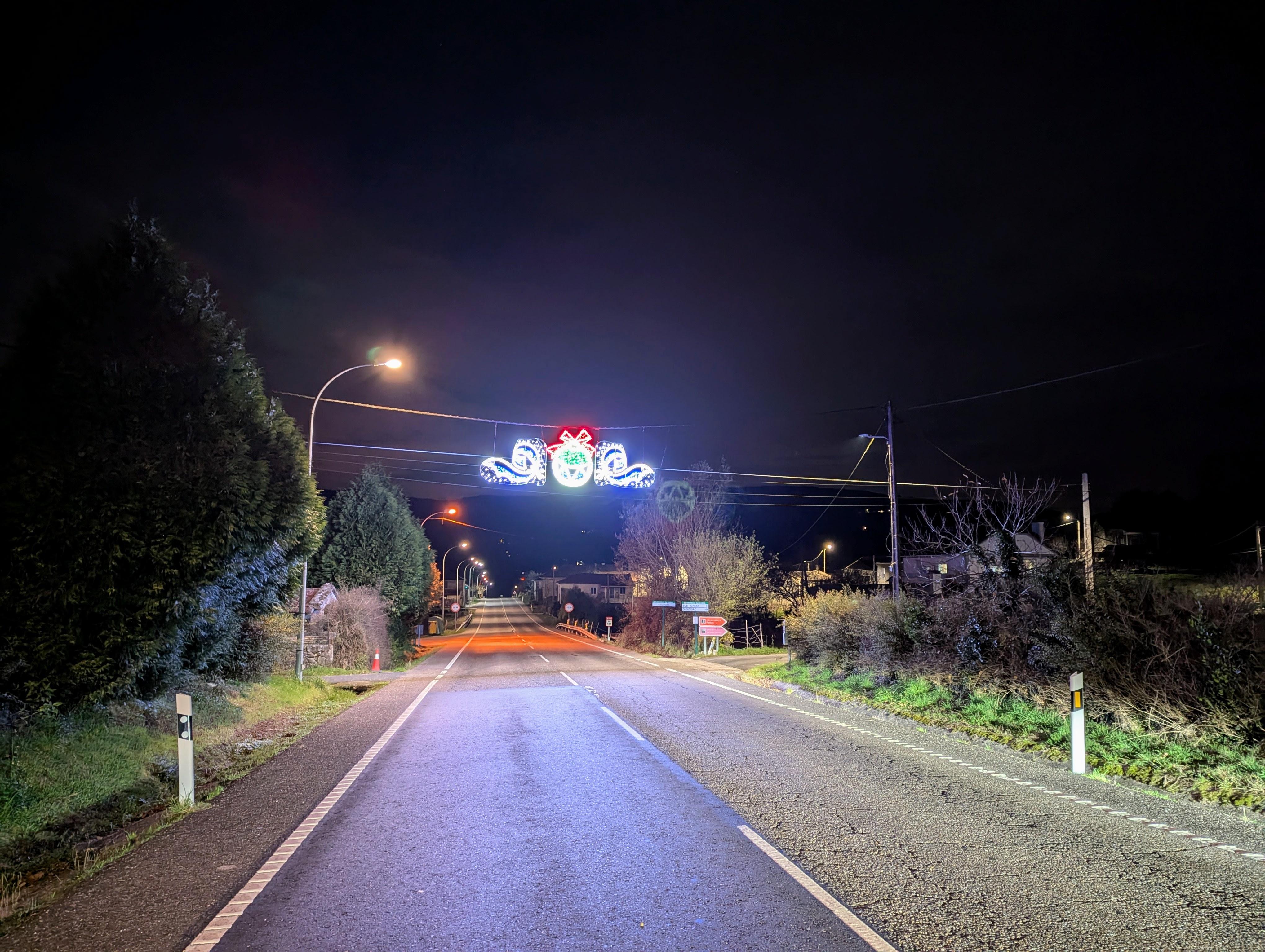 Presentamos a reportaxe das Luces da Cañiza neste Nadal 2024 & 2025
