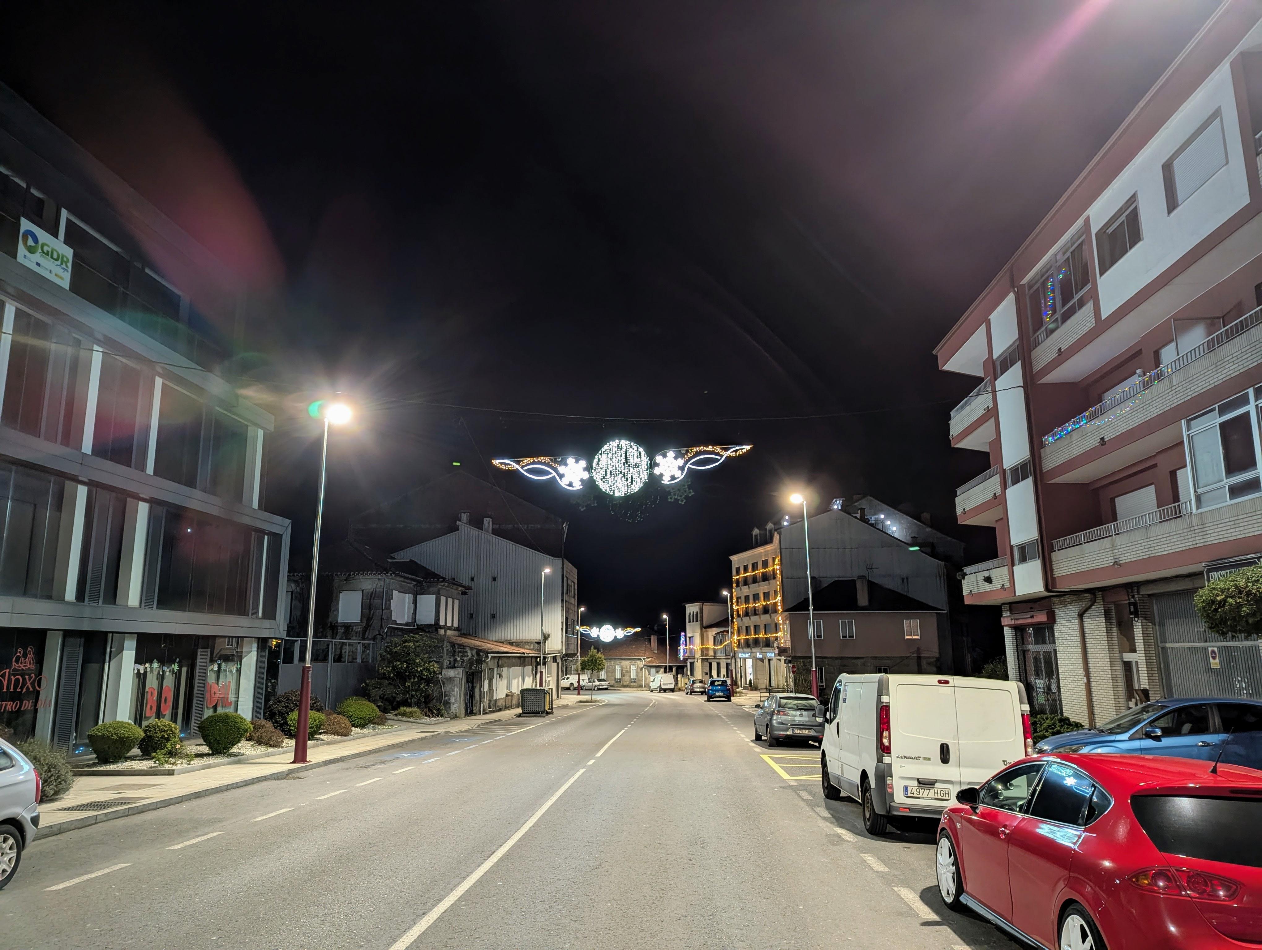 Presentamos a reportaxe das Luces da Cañiza neste Nadal 2024 & 2025