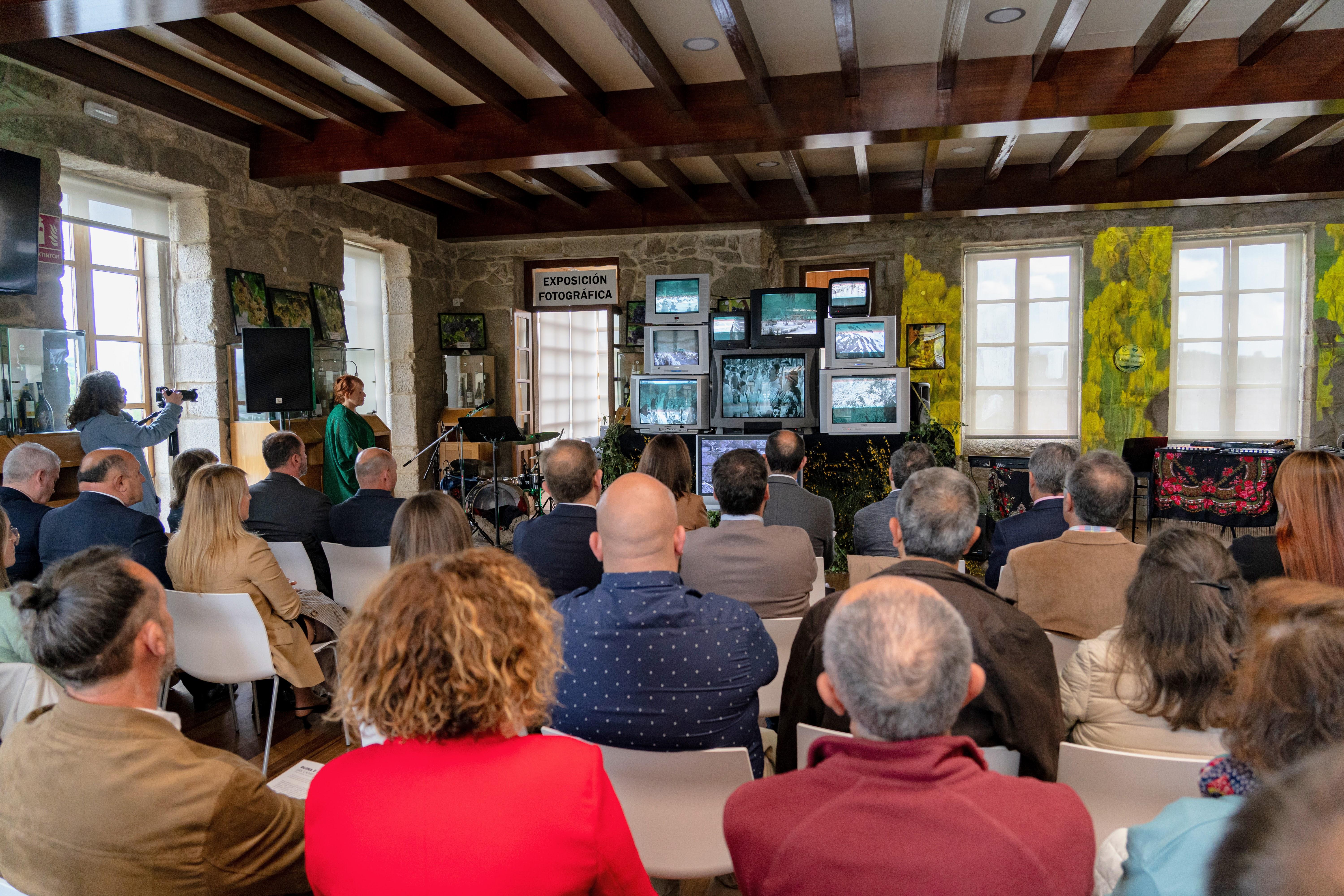 O Alcalde entrega a “Finca Briabí” da Cañiza un novo distintivo SICTED de calidade turística