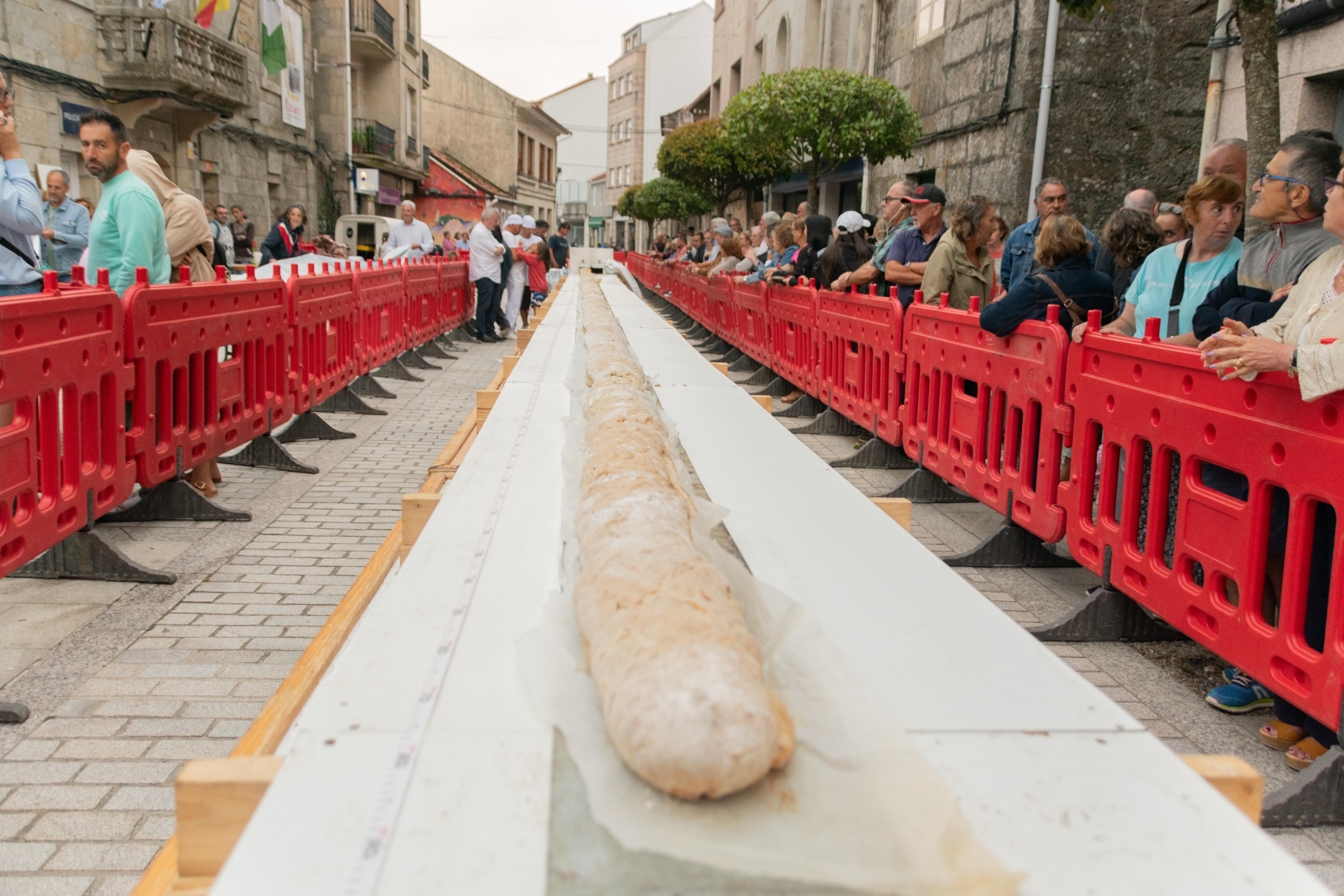 Obradoiro de pan e de preparación do «Bocata de xamón xigante» para toda a familia