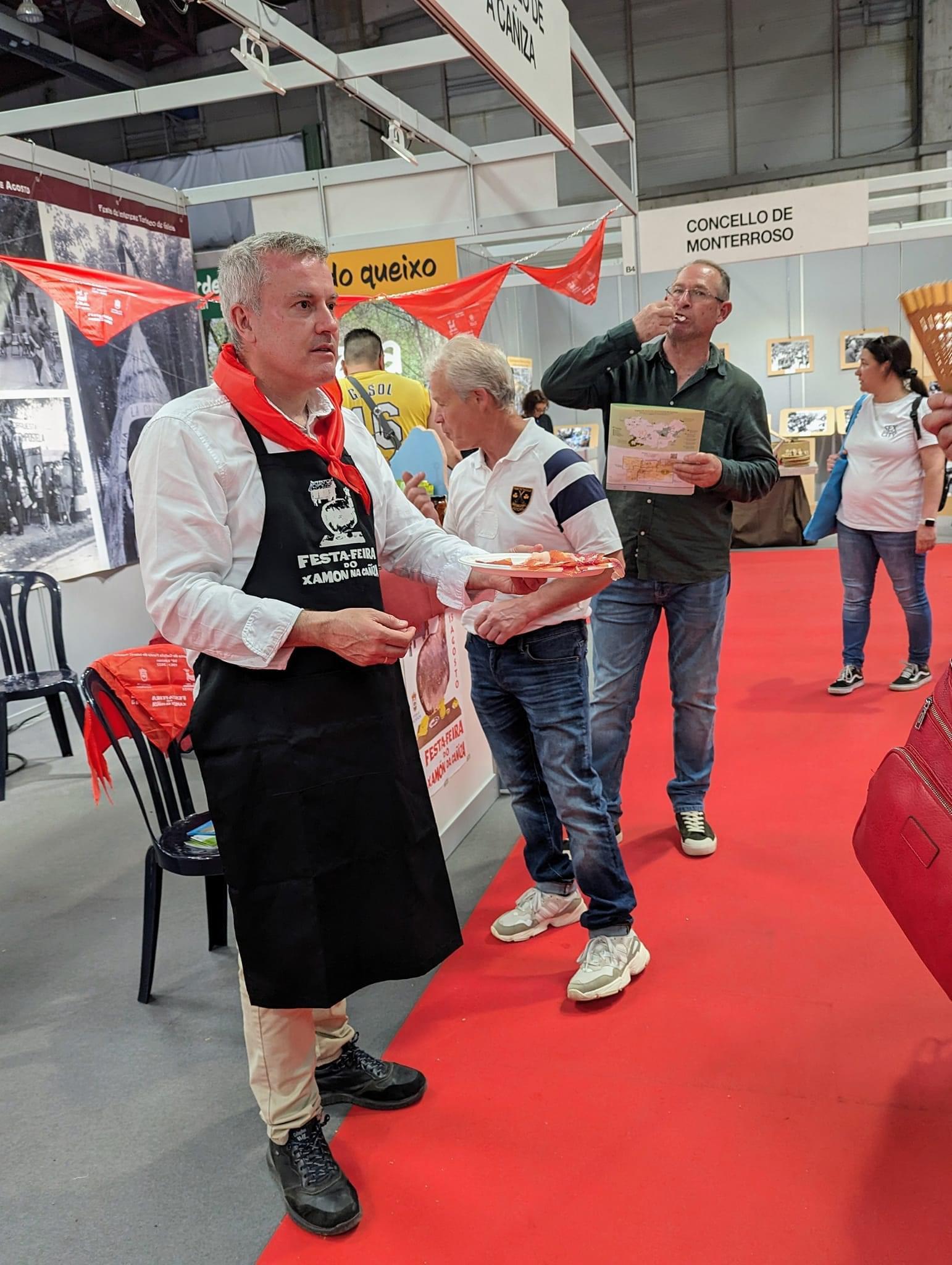 O xamón da Cañiza estivo presente durante esta fin de semana en FESTUR, na 10ª edición da Feira de Festas de Interese Turístico de Galicia