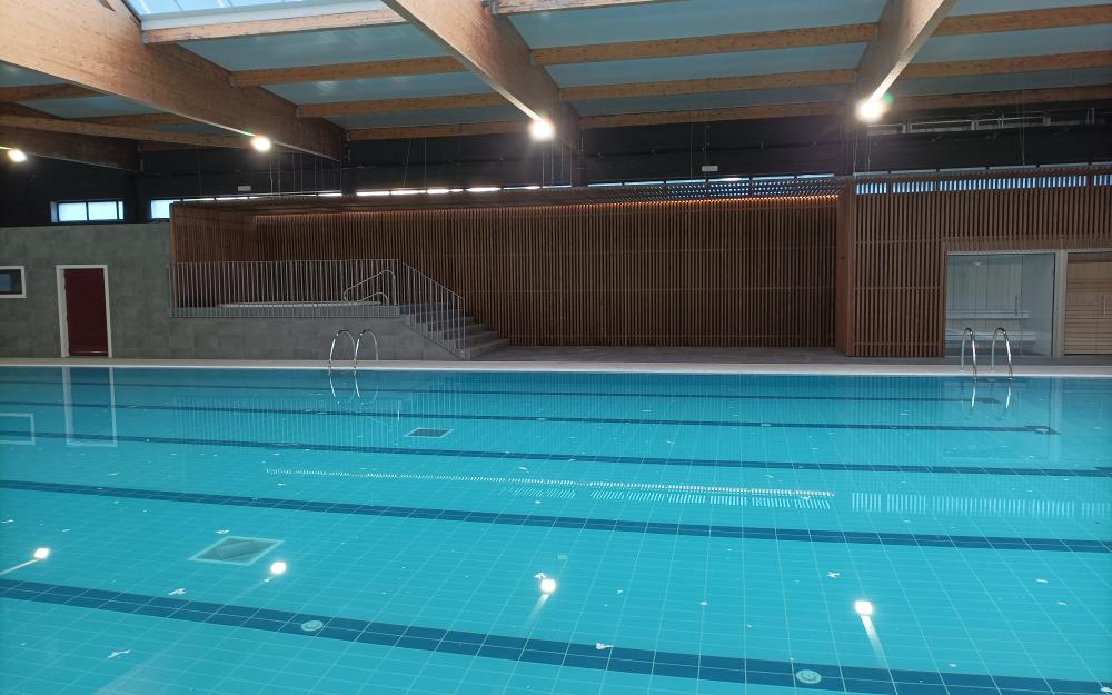A piscina climatizada inicia o curso 2024 - 2025 o vindeiro 1 de outubro