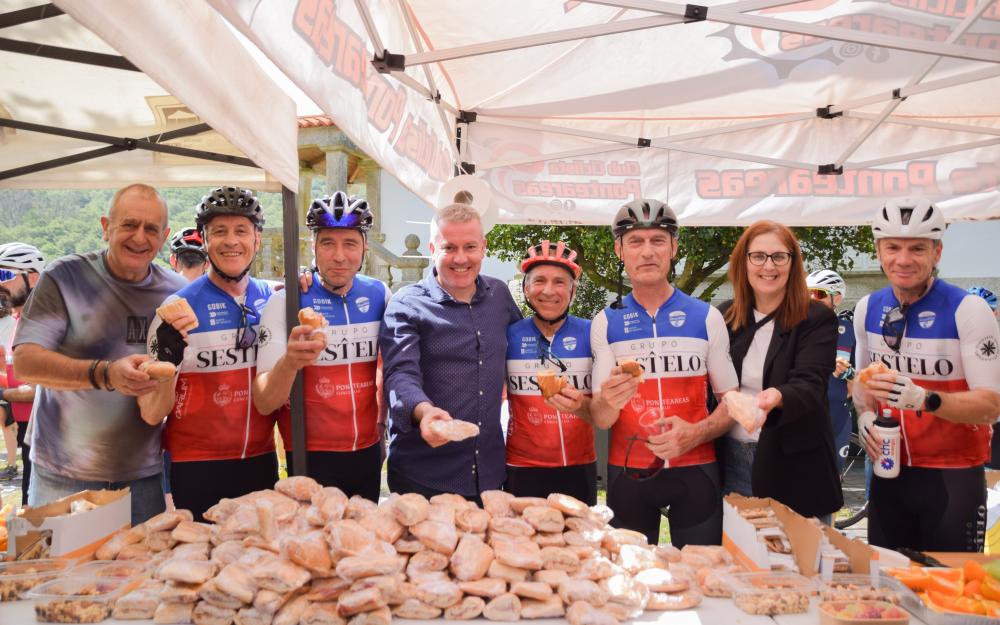A Franqueira recibiu este 25 de maio a máis de 500 ciclistas na 10ª edición da «Sestelo Clásica Álvaro Pino»