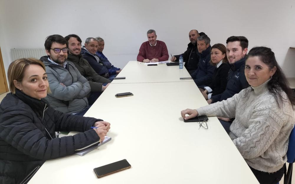 Reunión de traballo para a posta en marcha da piscina climatizada