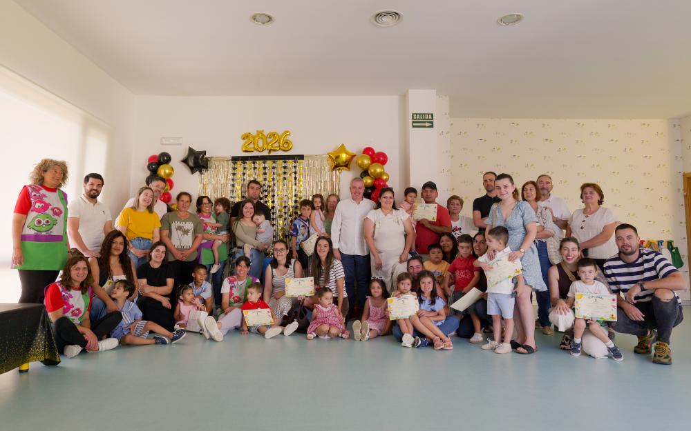 O Alcalde Luis Piña asistiu á Graduación dos alumnos de 3º curso da Escola Infantil Municipal da Caniza