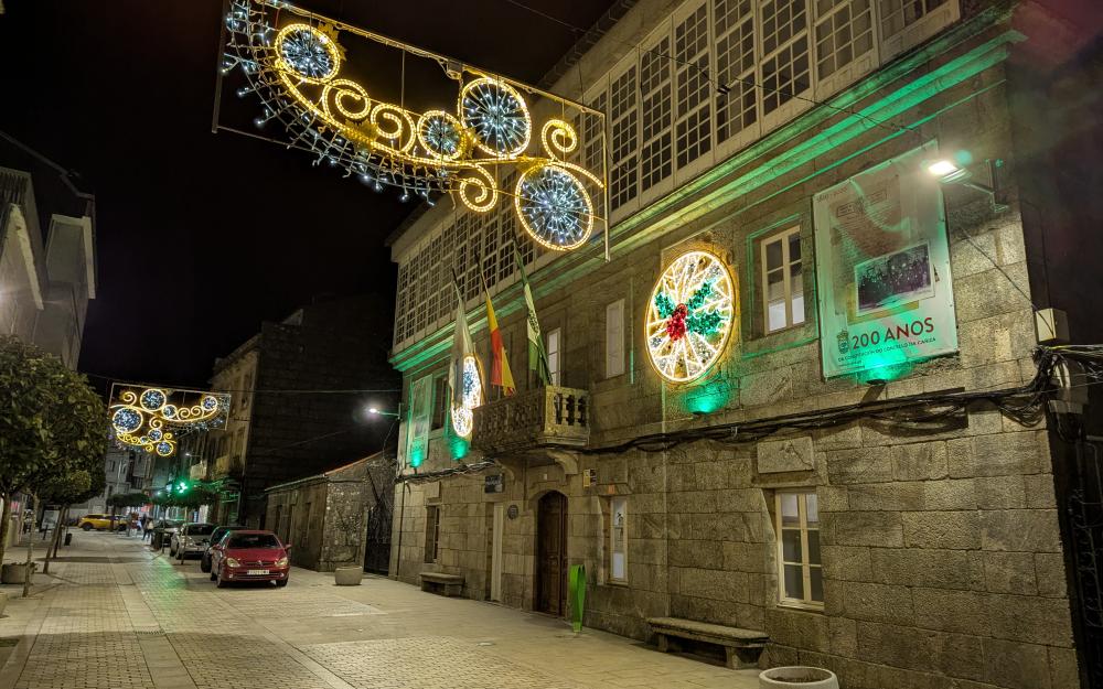 Presentamos a reportaxe das Luces da Cañiza neste Nadal 2024 & 2025